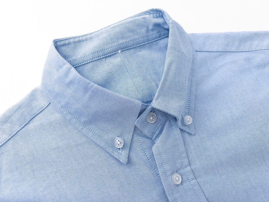 【ThomBrowne  公式旗艦店】トムブラウン   シャツ ご好評に付き再入荷  250221