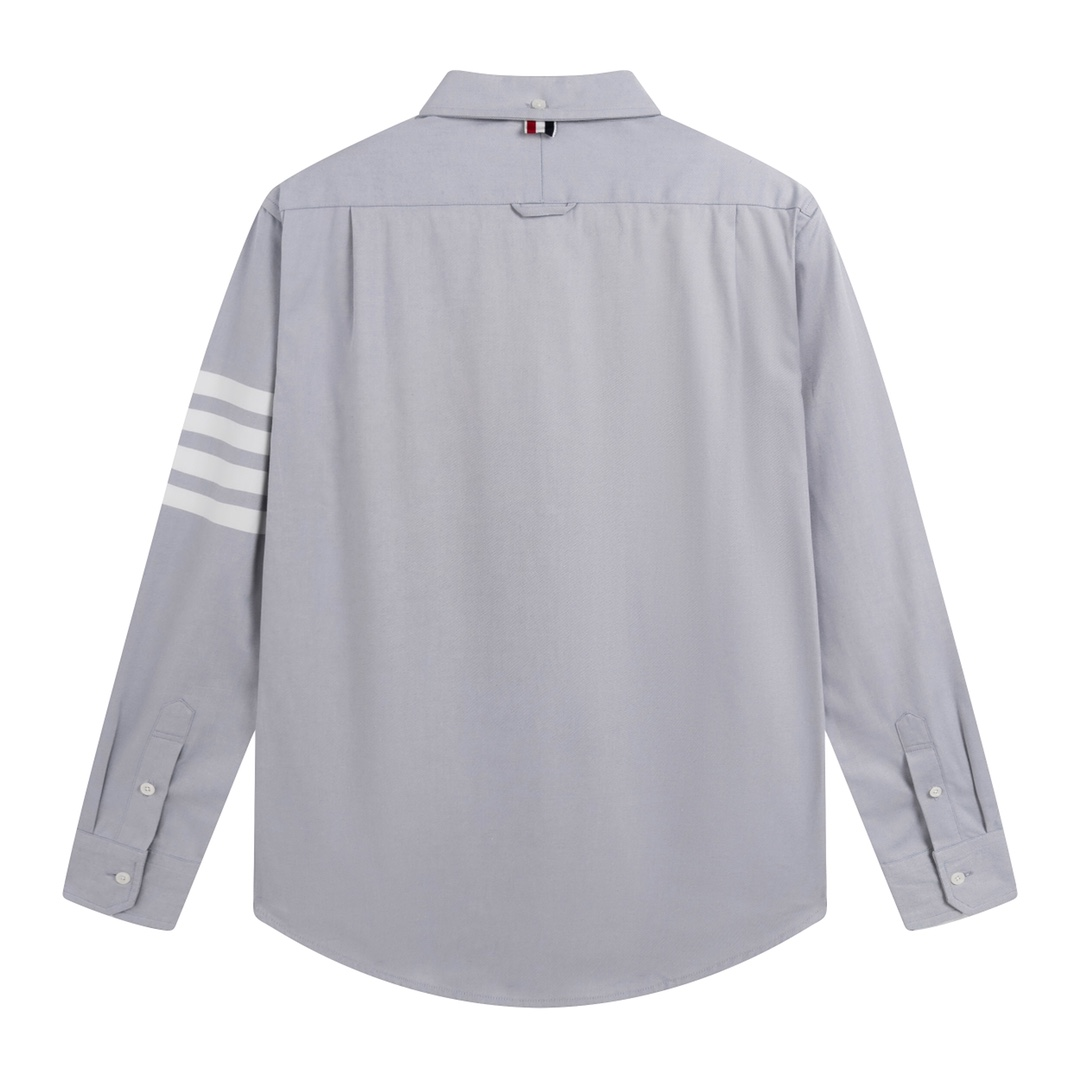 【ThomBrowne  公式旗艦店】トムブラウン   シャツ ご好評に付き再入荷  250221