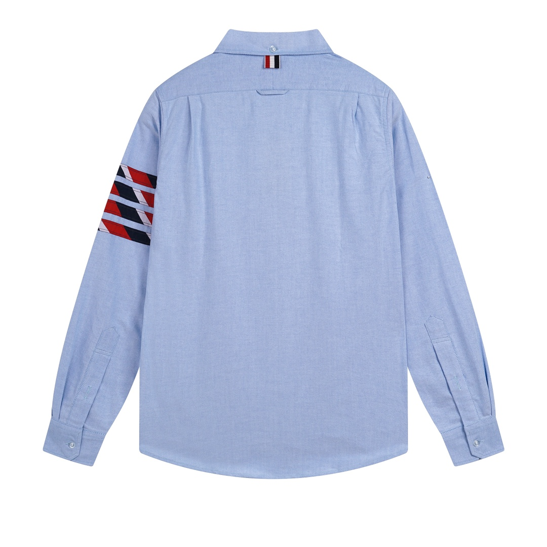 【ThomBrowne  公式旗艦店】トムブラウン   シャツ ご好評に付き再入荷  250221