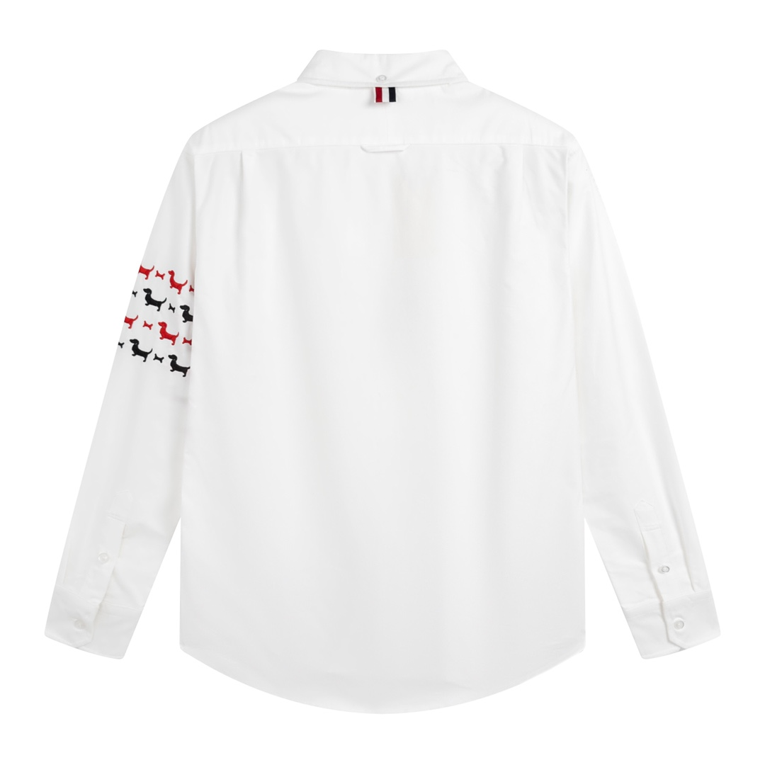 【ThomBrowne  公式旗艦店】トムブラウン   シャツ ご好評に付き再入荷  250221