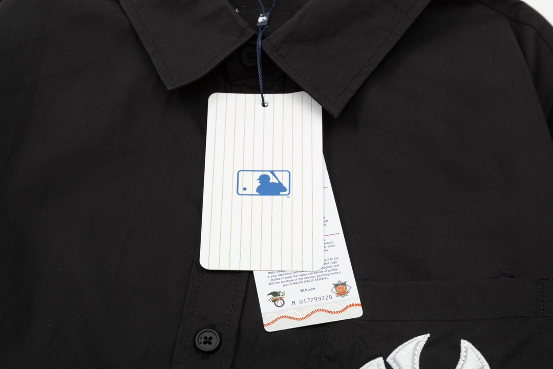 【MLB  公式旗艦店】ヤンキース   シャツ ご好評に付き再入荷  250221