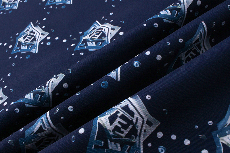 【FENDI 公式旗艦店】フェンディ  シャツ  ご好評に付き再入荷 250221