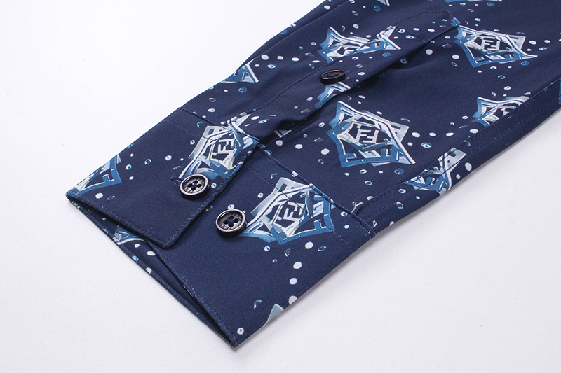 【FENDI 公式旗艦店】フェンディ  シャツ  ご好評に付き再入荷 250221