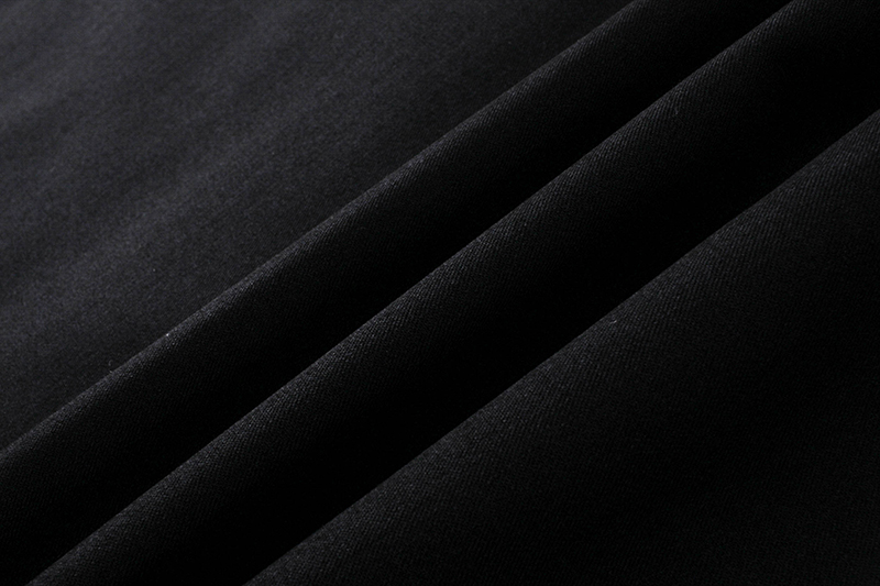 【FENDI 公式旗艦店】フェンディ  シャツ  ご好評に付き再入荷 250221