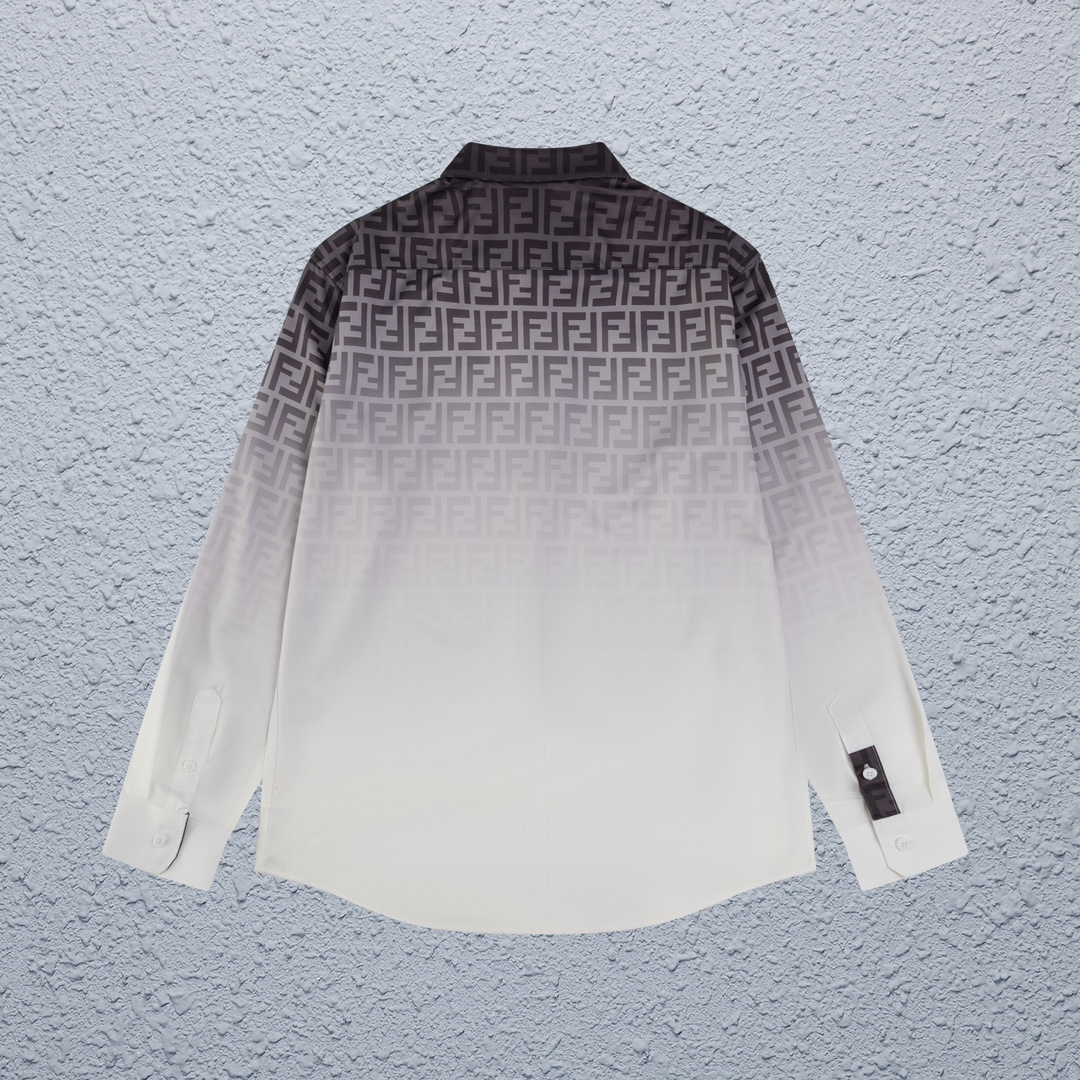 【FENDI  公式旗艦店】フェンディ  シャツ ご好評に付き再入荷  250221