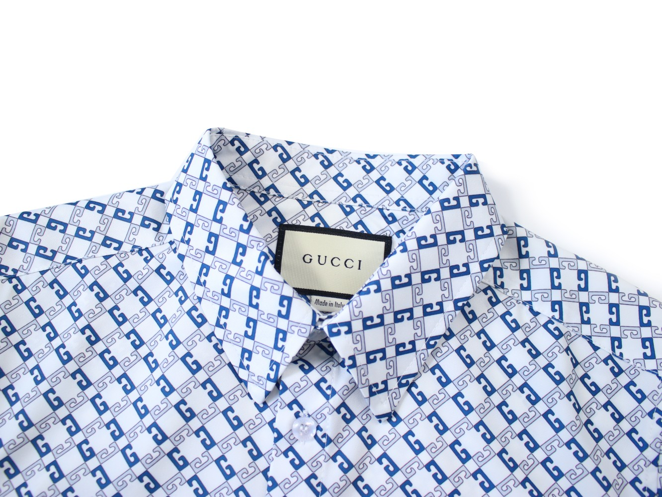 【GUCCI  公式旗艦店】グッチ  シャツ ご好評に付き再入荷  250222