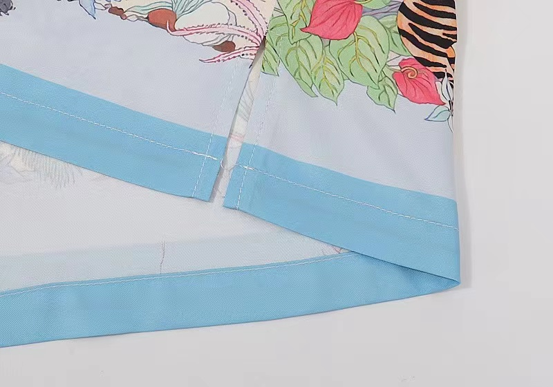 【GUCCI  公式旗艦店】グッチ  半袖シャツ ご好評に付き再入荷  250222