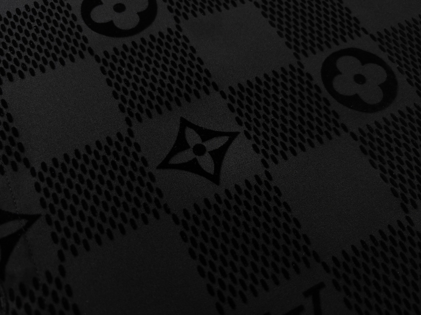 【LOUIS VUITTON 公式旗艦店】ルイヴィトン  シャツ ご好評に付き再入荷  250222