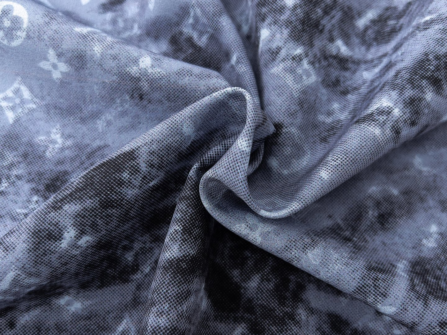 LV【LOUIS VUITTON 公式旗艦店】ルイヴィトン  シャツ ご好評に付き再入荷  250222