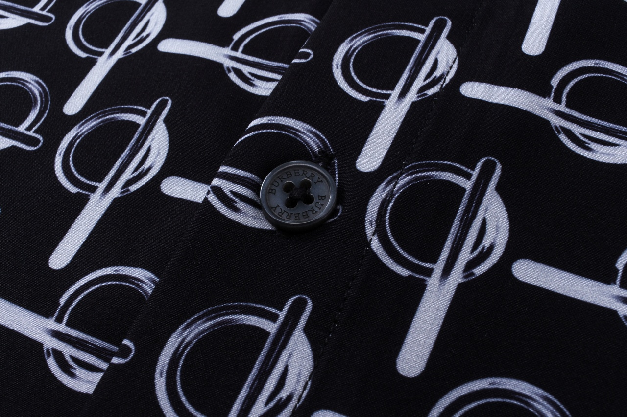 LV【LOUIS VUITTON 公式旗艦店】ルイヴィトン  シャツ ご好評に付き再入荷  250222