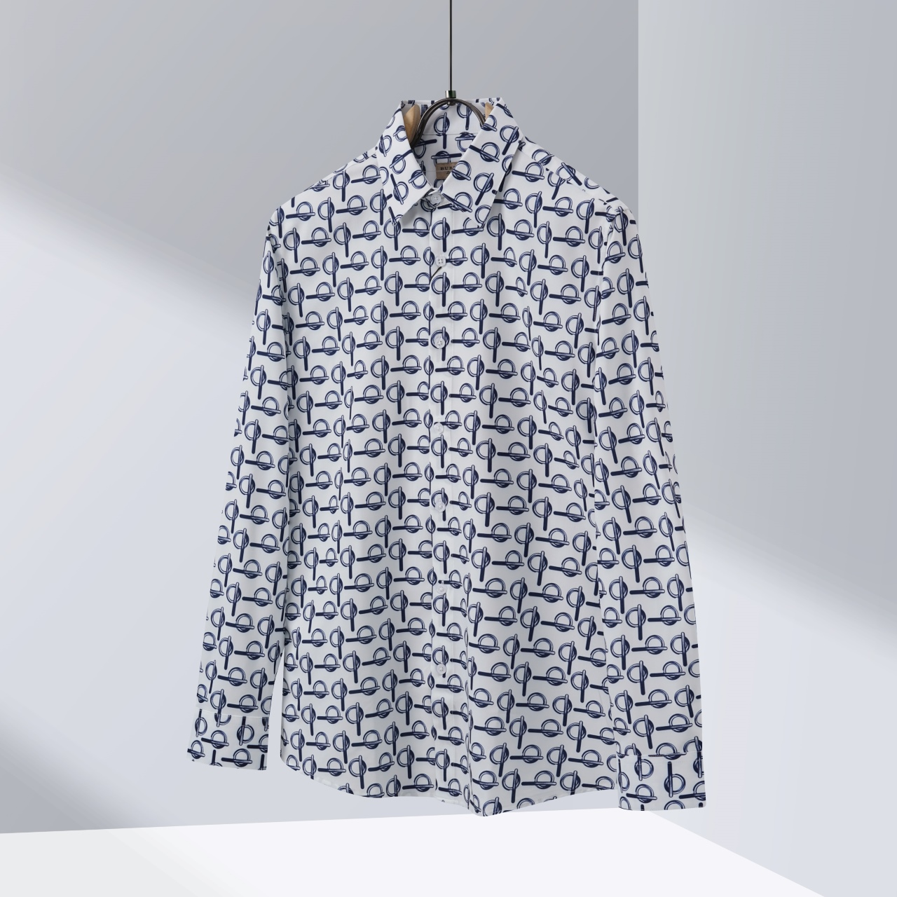 LV【LOUIS VUITTON 公式旗艦店】ルイヴィトン  シャツ ご好評に付き再入荷  250222