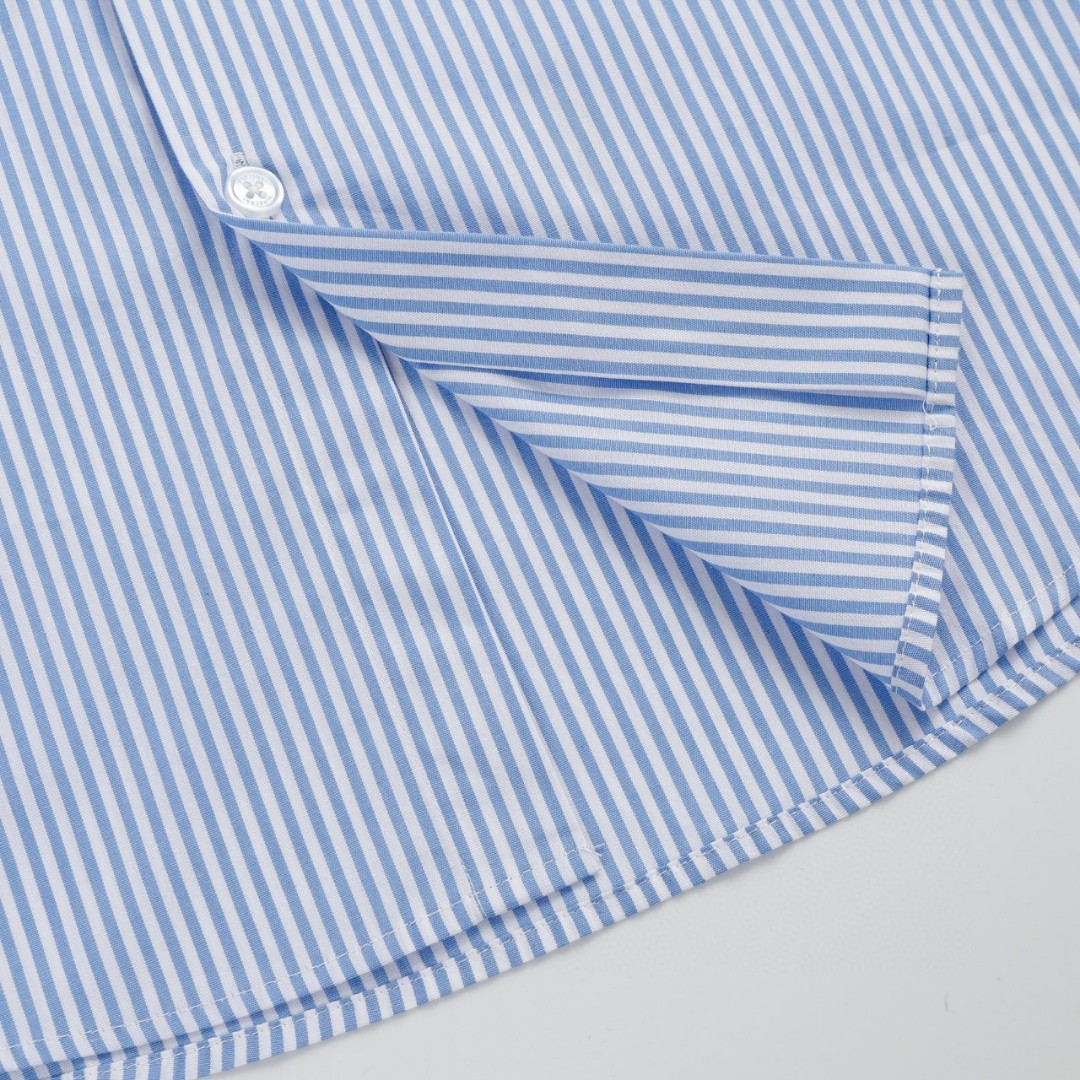 【BURBERRY  公式旗艦店】バーバリー シャツ ご好評に付き再入荷  250222