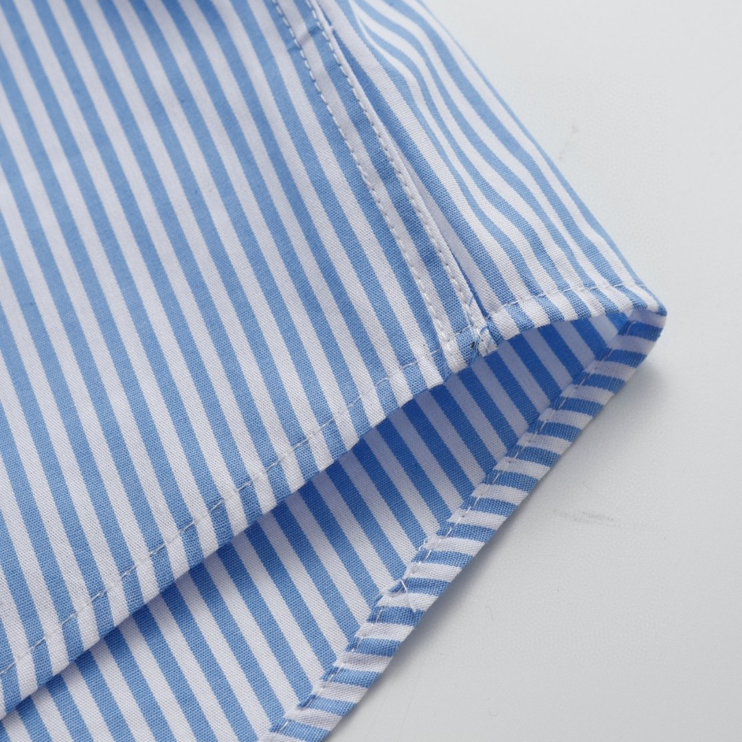 【BURBERRY  公式旗艦店】バーバリー シャツ ご好評に付き再入荷  250222