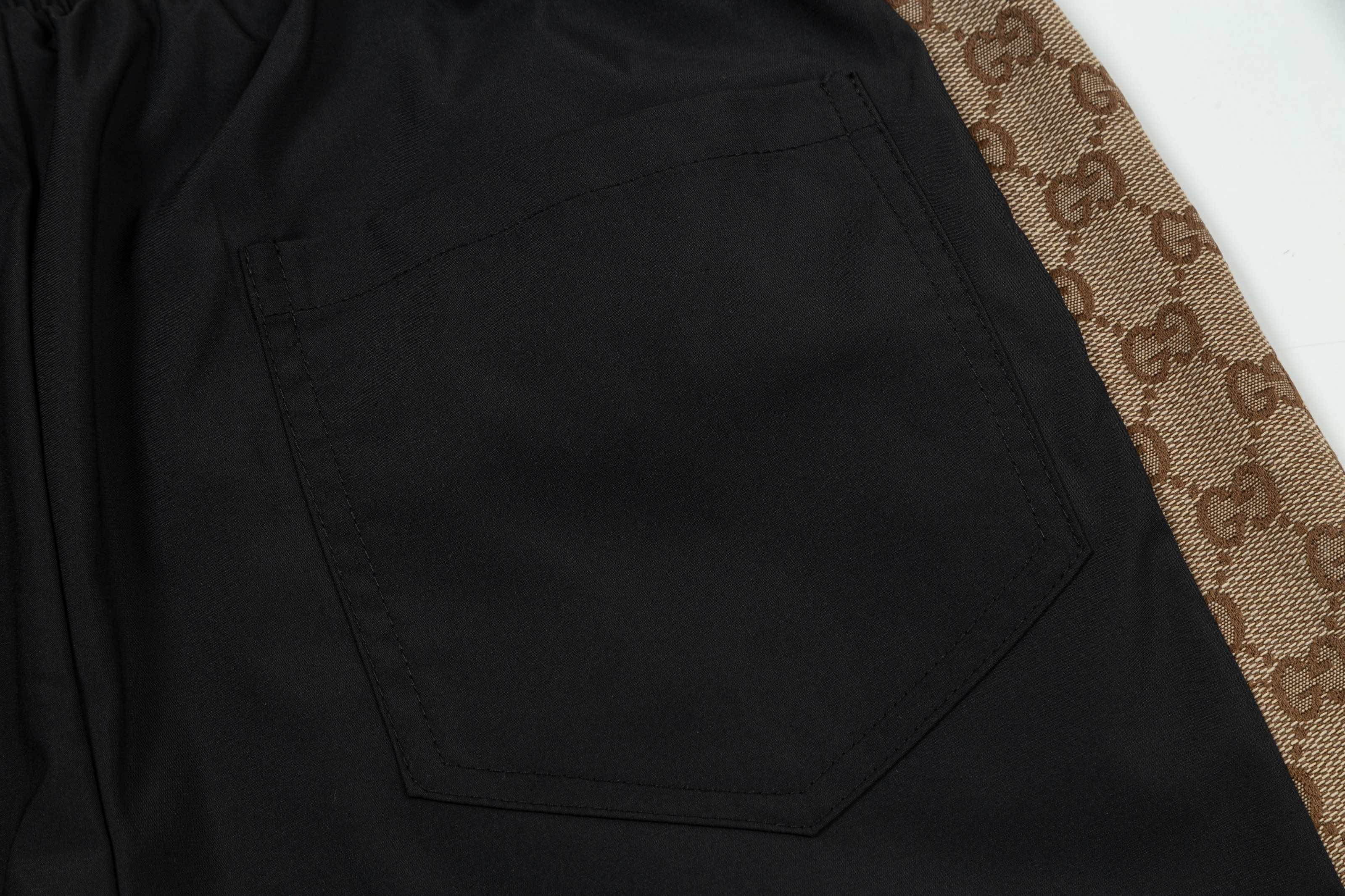 【GUCCI  公式旗艦店】グッチ ショートパンツご好評に付き再入荷！250224