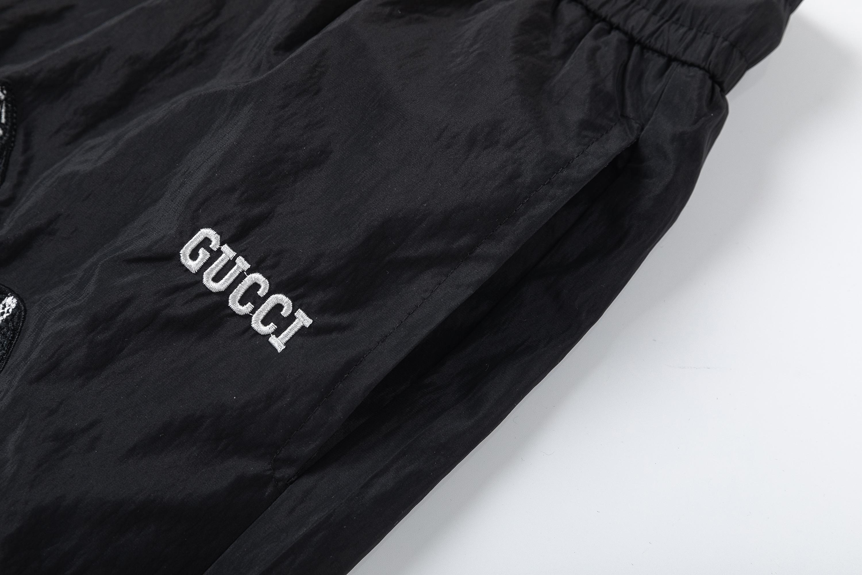 【GUCCI  公式旗艦店】グッチ  ショートパンツご好評に付き再入荷！250224