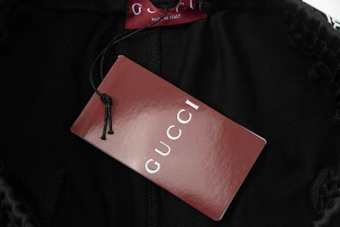 【GUCCI  公式旗艦店】グッチ ショートパンツご好評に付き再入荷！250224
