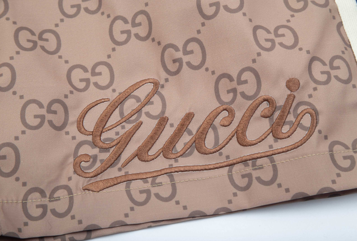 【GUCCI  公式旗艦店】グッチ ショートパンツご好評に付き再入荷！250224
