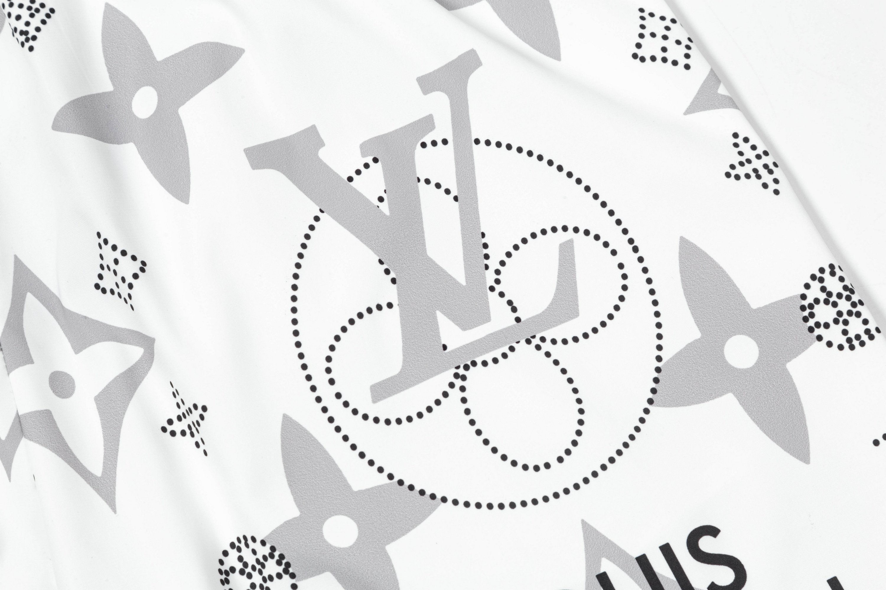 【LOUIS VUITTON  公式旗艦店】ルイヴィトン  ショートパンツご好評に付き再入荷！250224