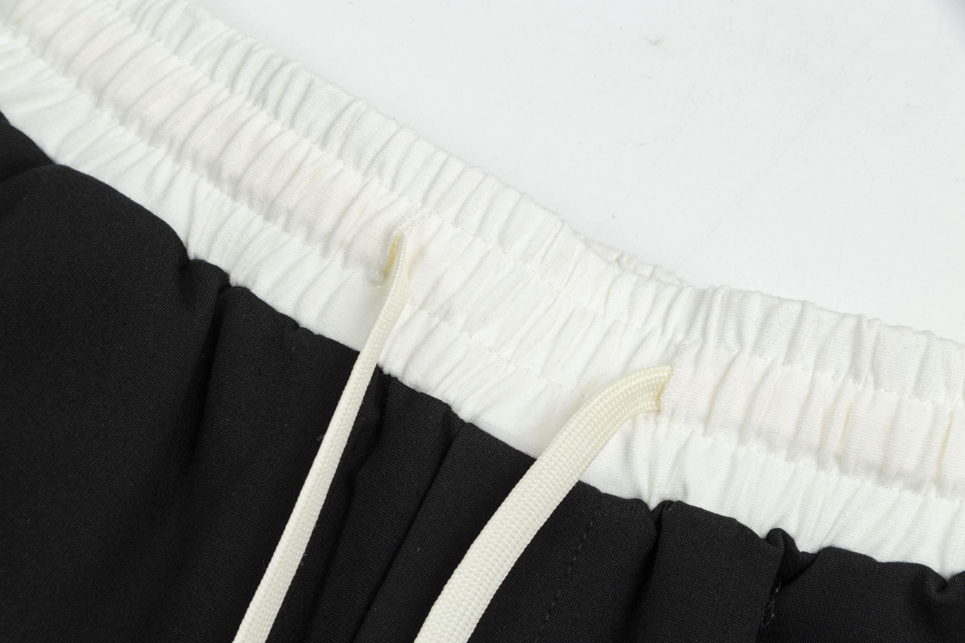 【LOUIS VUITTON  公式旗艦店】ルイヴィトン  ショートパンツご好評に付き再入荷！250224