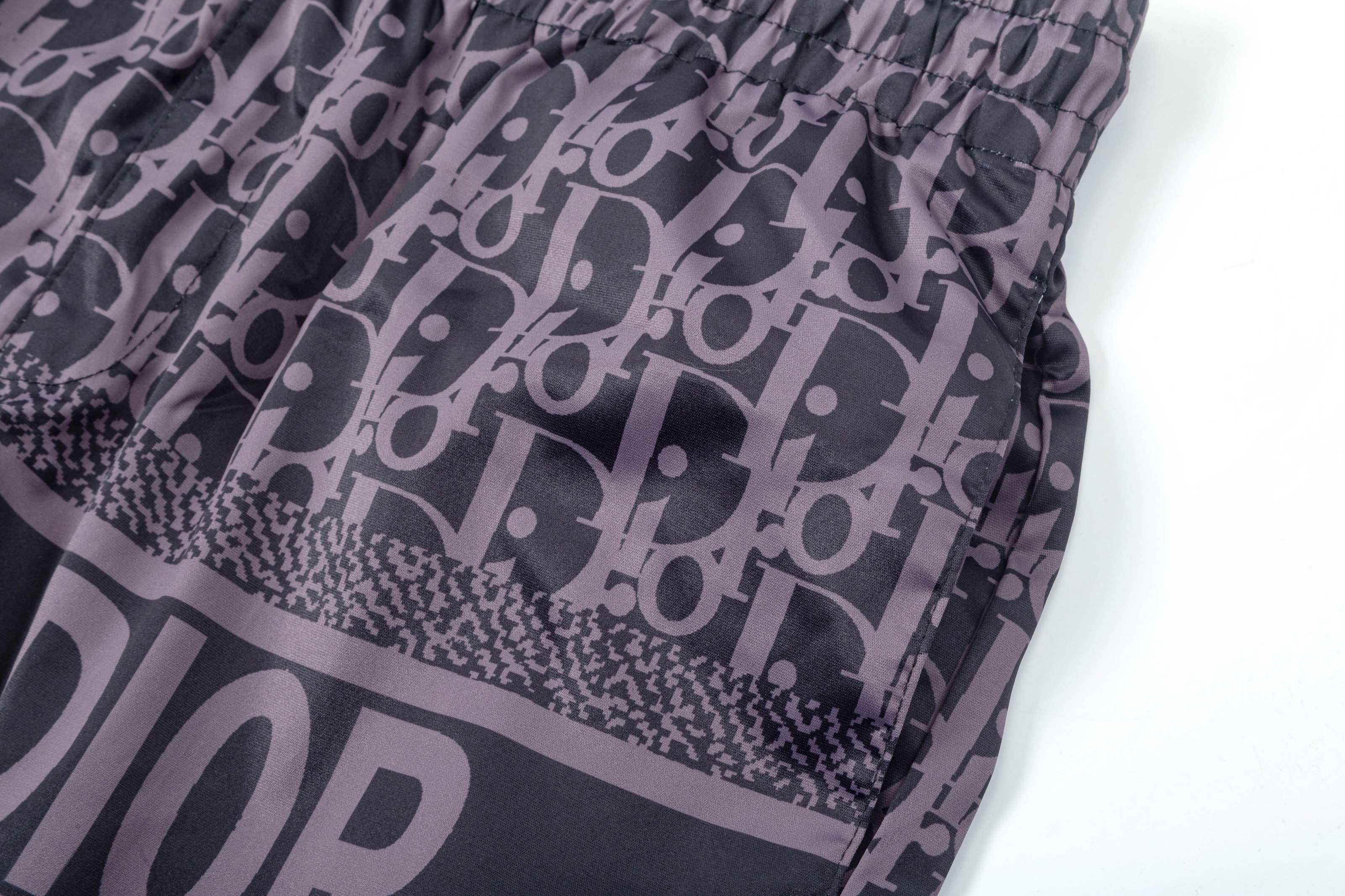 【DIOR  公式旗艦店】ディオール   ショートパンツご好評に付き再入荷！250225