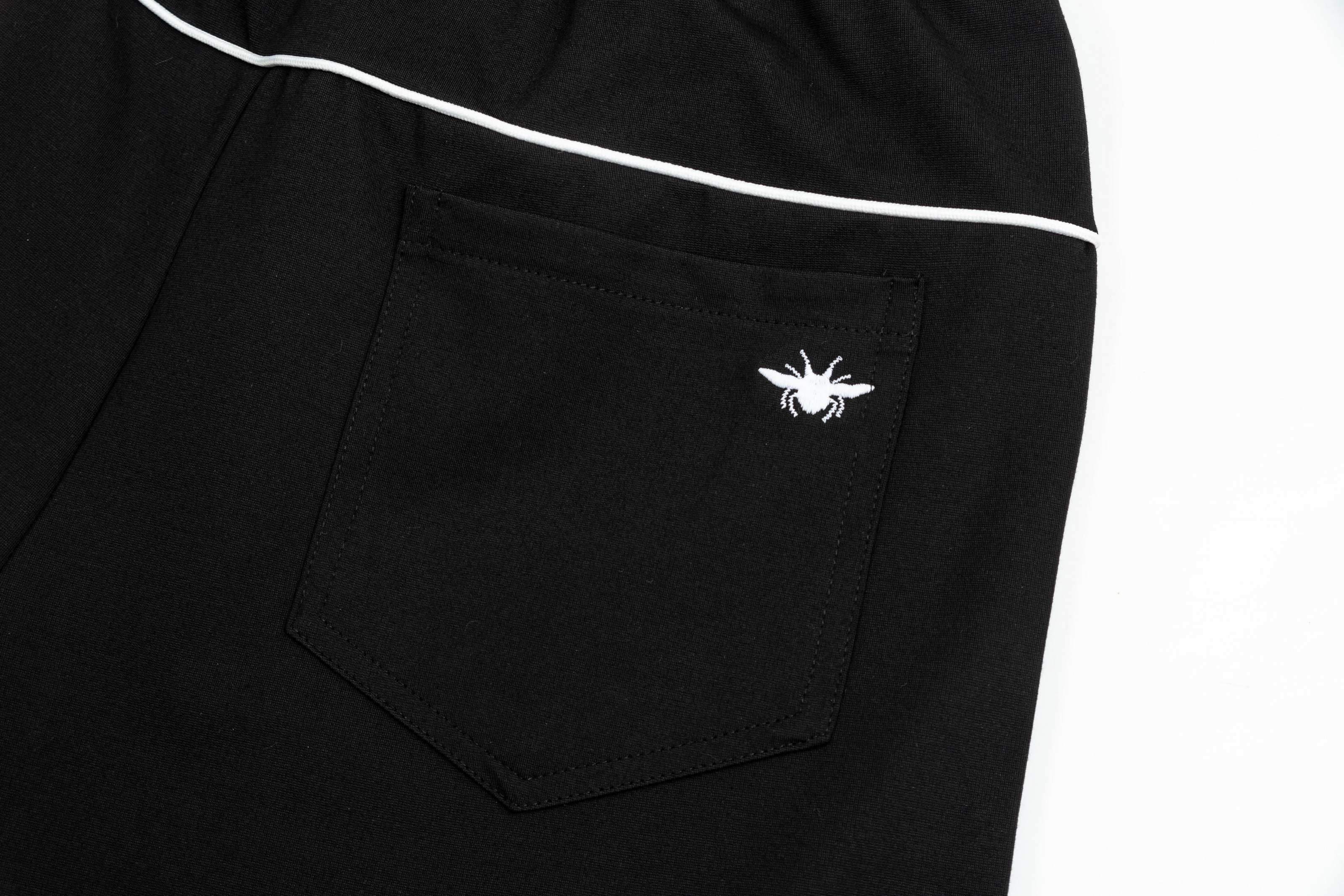 【DIOR  公式旗艦店】ディオール  ショートパンツご好評に付き再入荷！250225