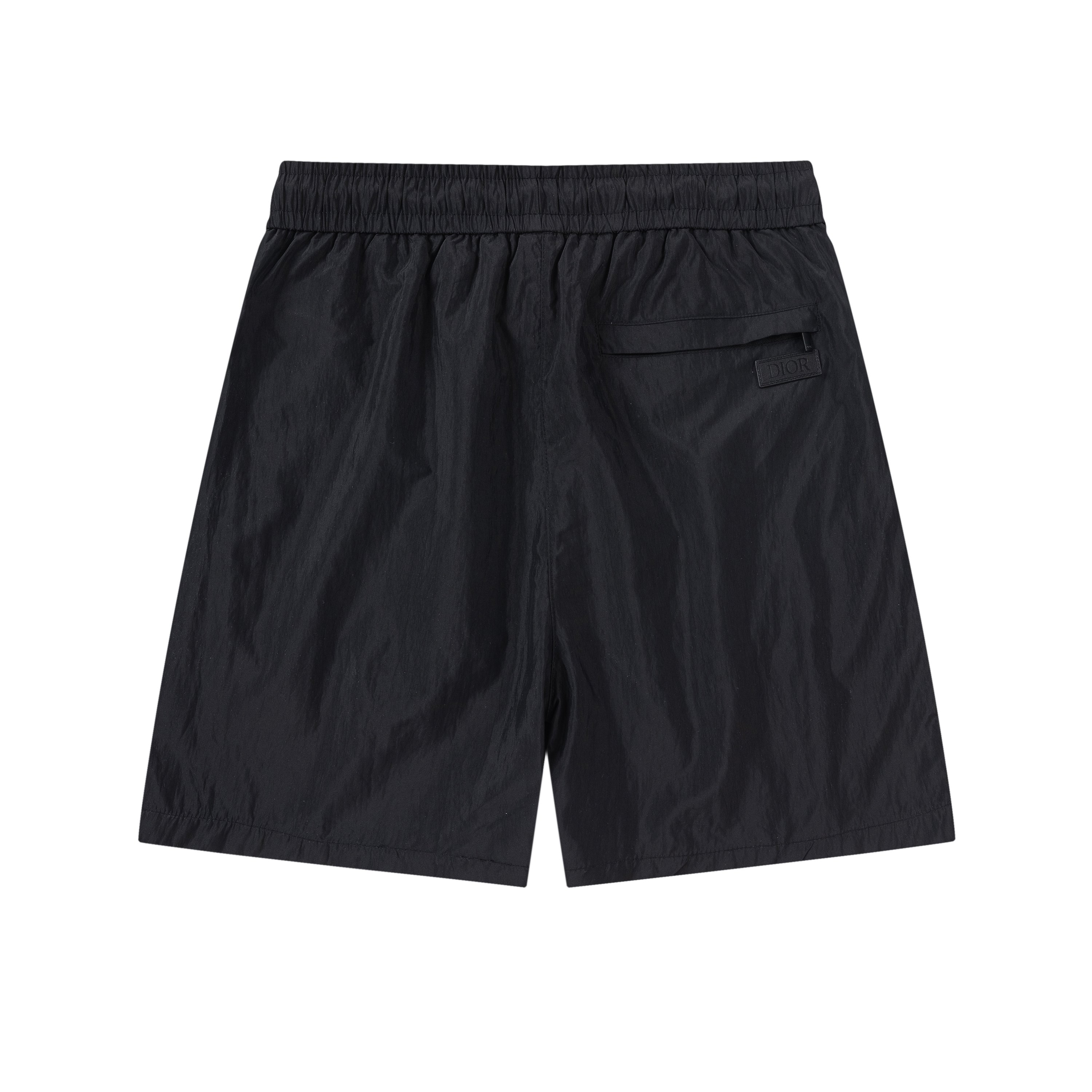 【DIOR  公式旗艦店】ディオール ショートパンツご好評に付き再入荷！250225