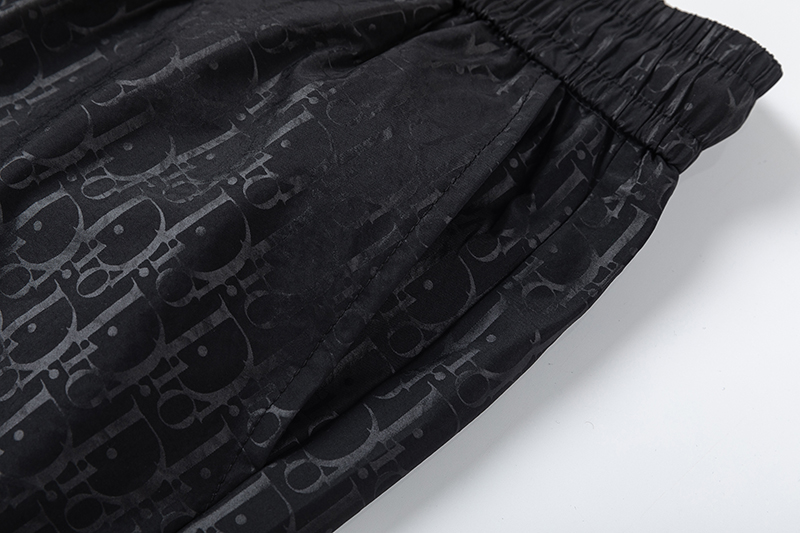 【DIOR  公式旗艦店】ディオール ショートパンツご好評に付き再入荷！250225