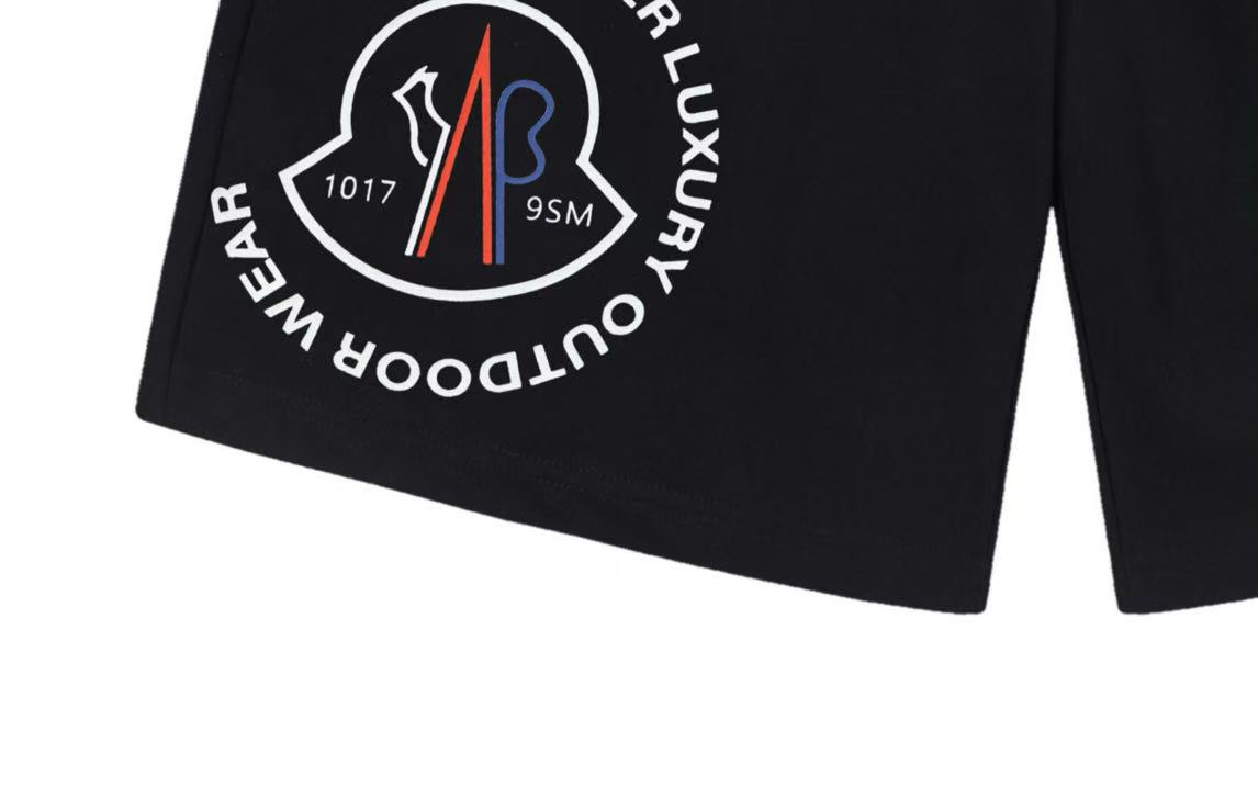 【MONCLER  公式旗艦店】モンクレール   ショートパンツご好評に付き再入荷！250225