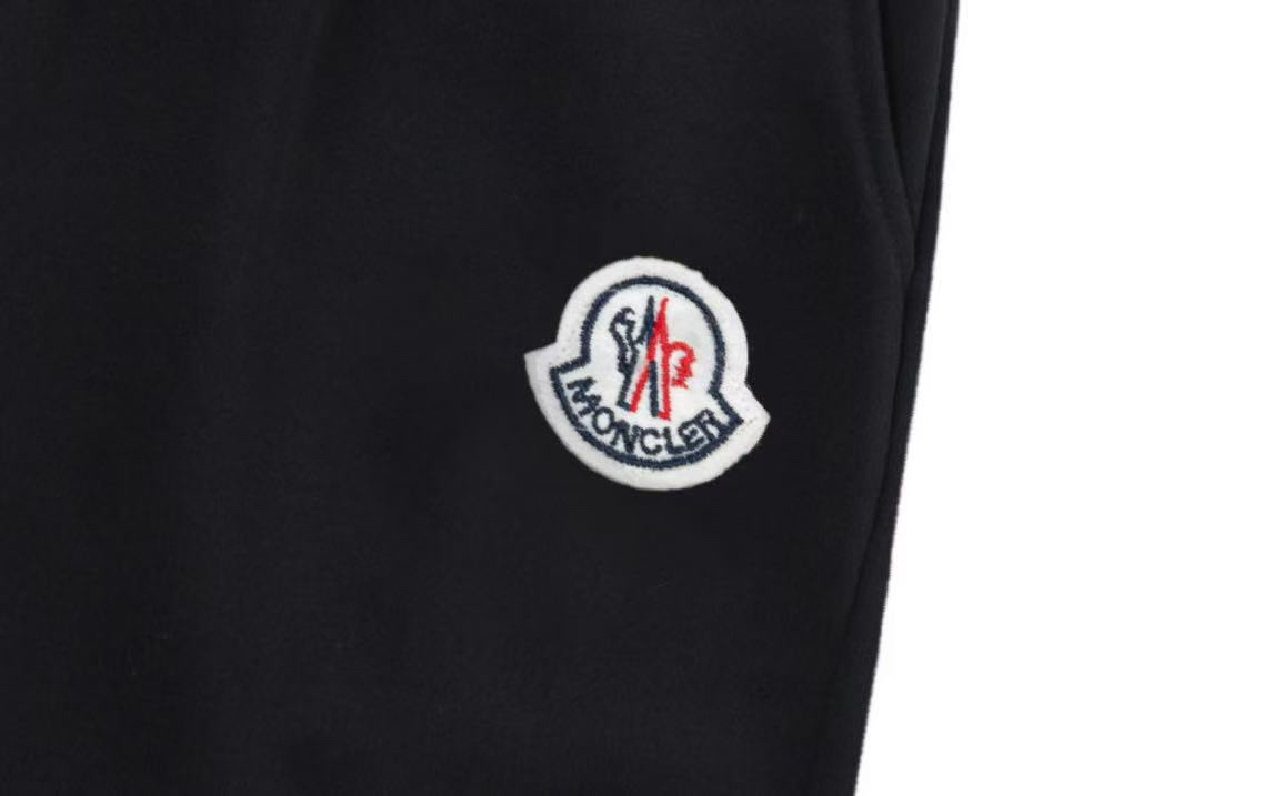 【MONCLER  公式旗艦店】モンクレール   ショートパンツご好評に付き再入荷！250225