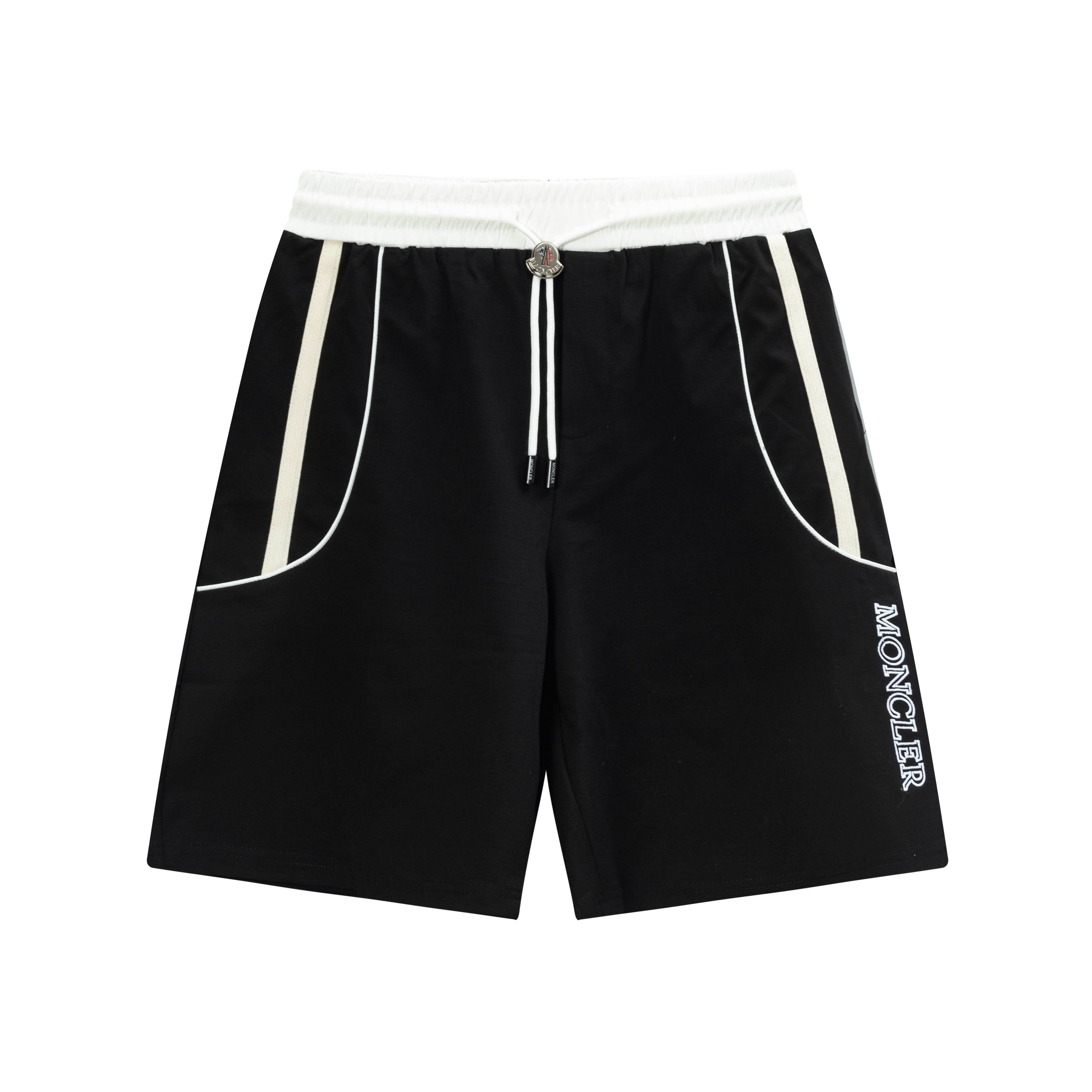 【MONCLER  公式旗艦店】モンクレール   ショートパンツご好評に付き再入荷！250225