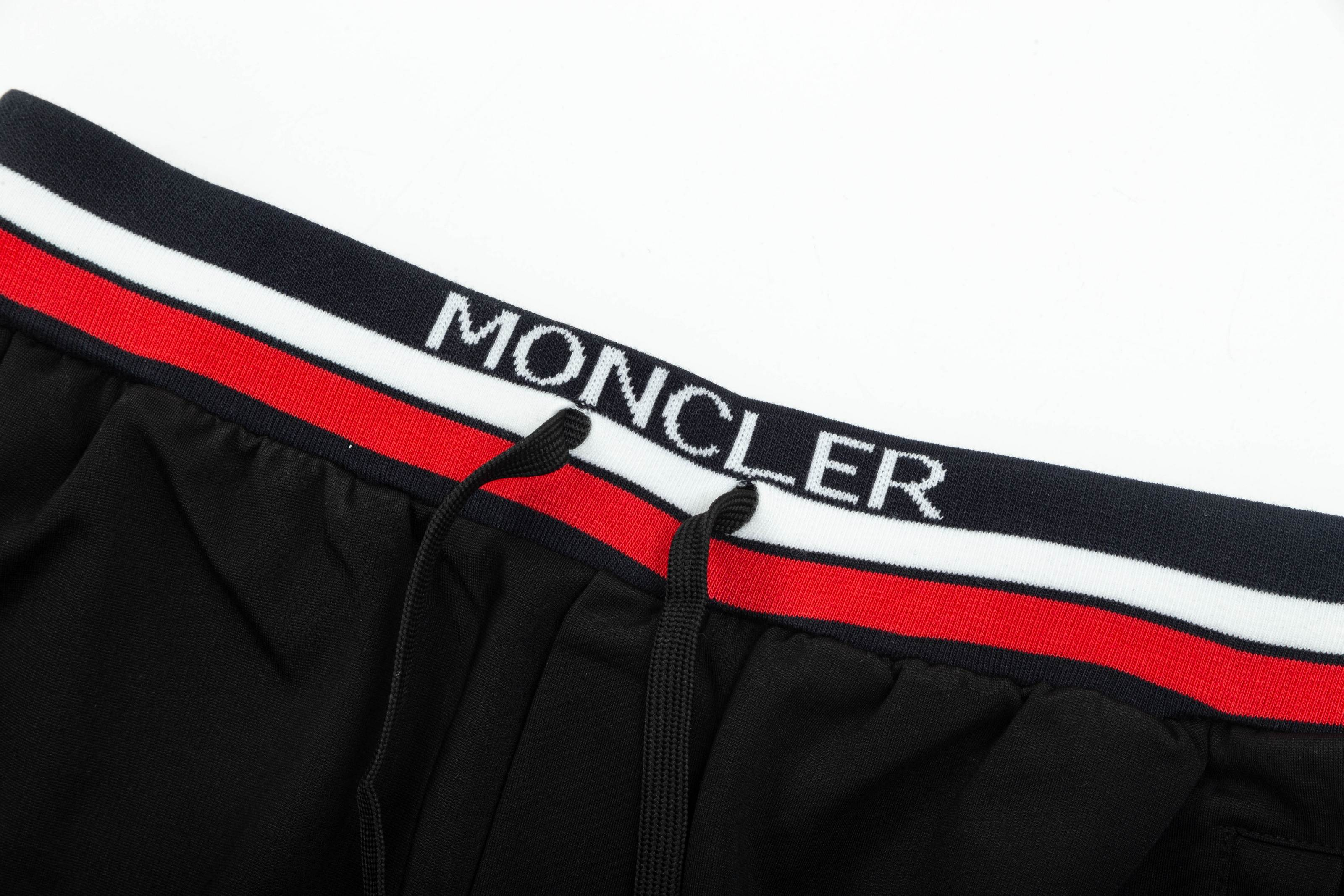 【MONCLER  公式旗艦店】モンクレール   ショートパンツご好評に付き再入荷！250225