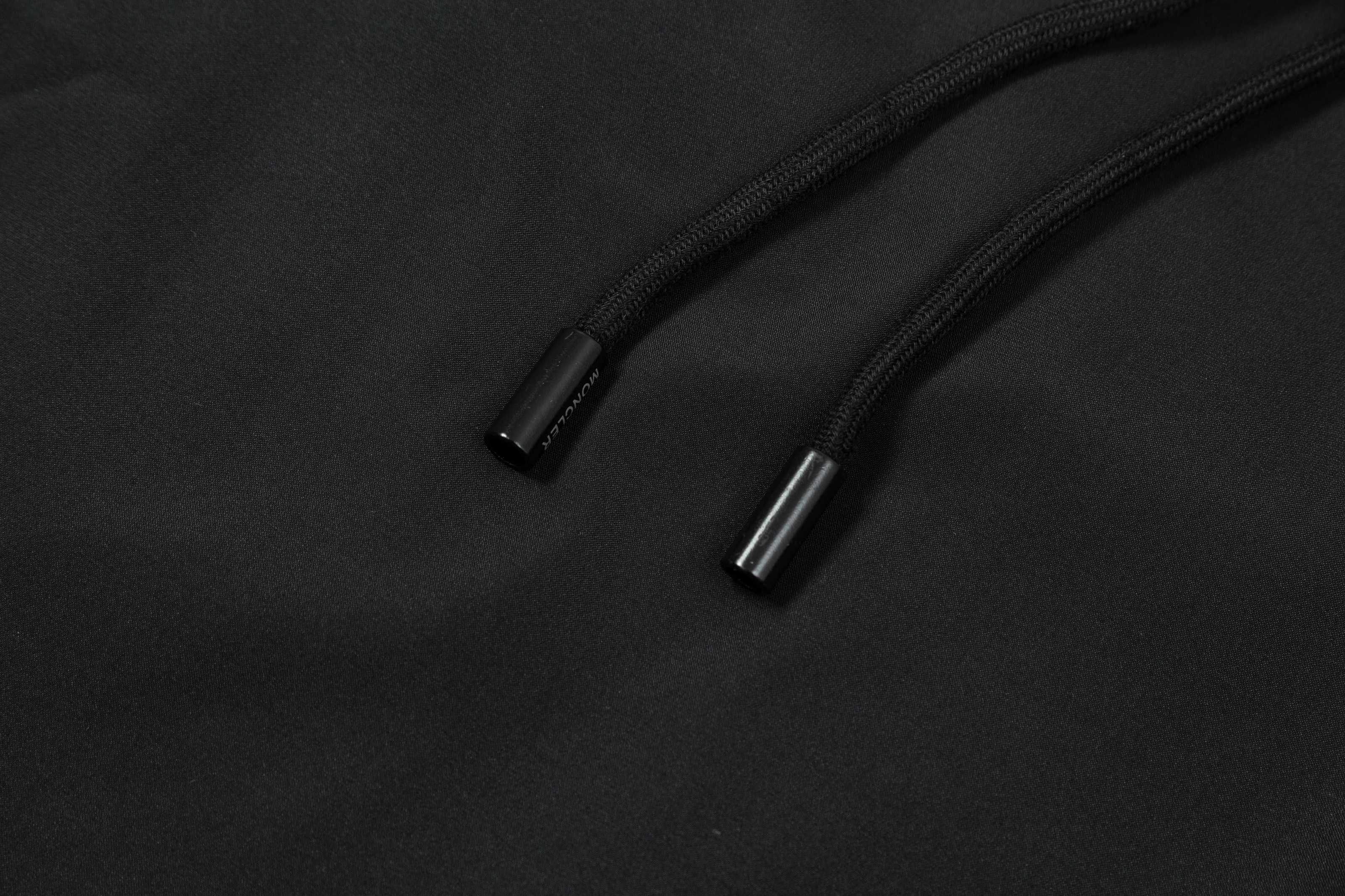 【MONCLER  公式旗艦店】モンクレール   ショートパンツご好評に付き再入荷！250225