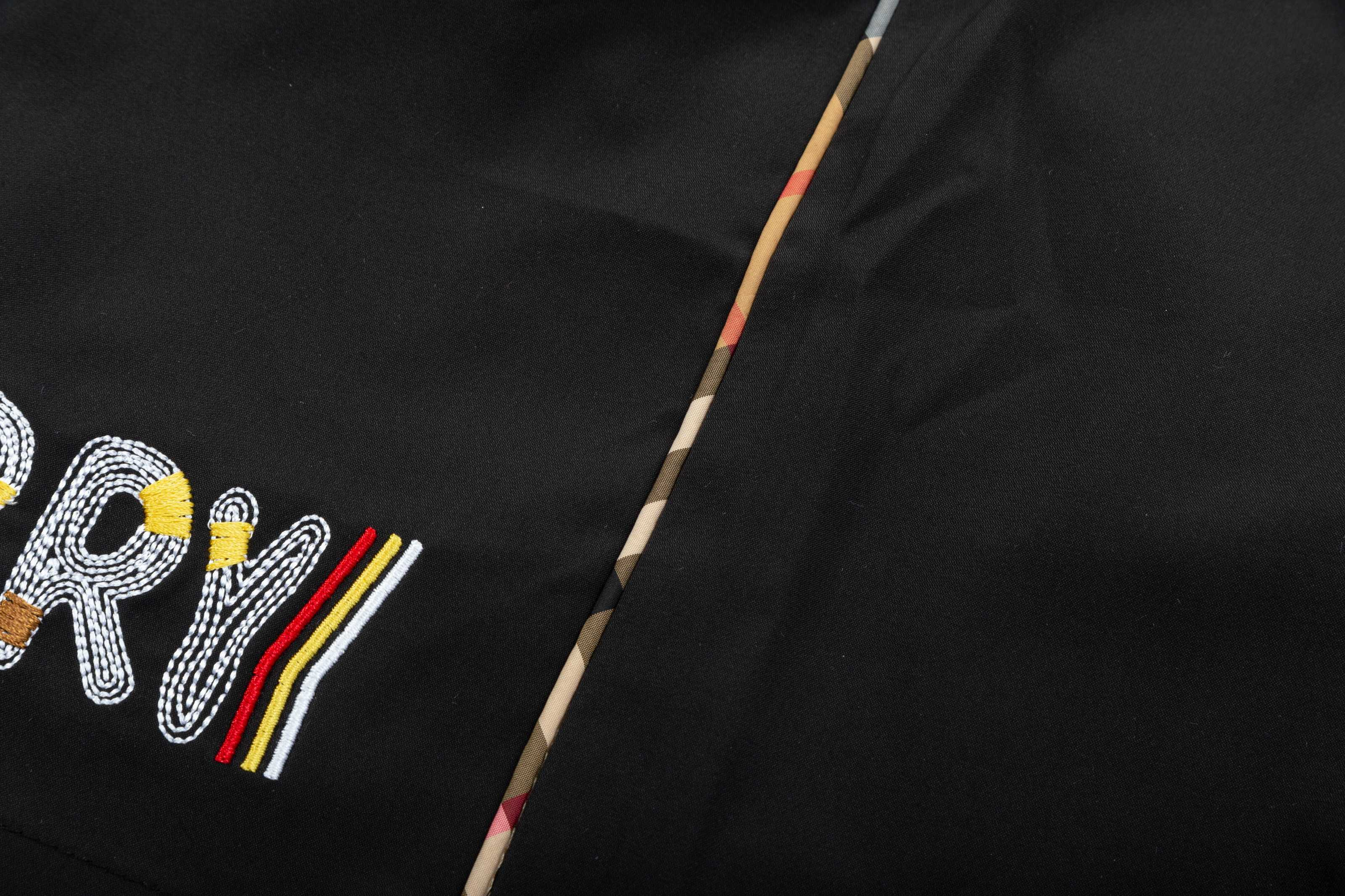 【BURBERRY  公式旗艦店】バーバリー  ショートパンツご好評に付き再入荷！250226