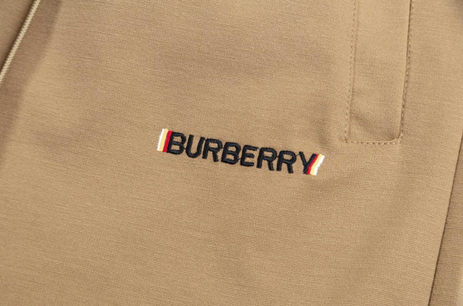【BURBERRY  公式旗艦店】バーバリー  ショートパンツご好評に付き再入荷！250226