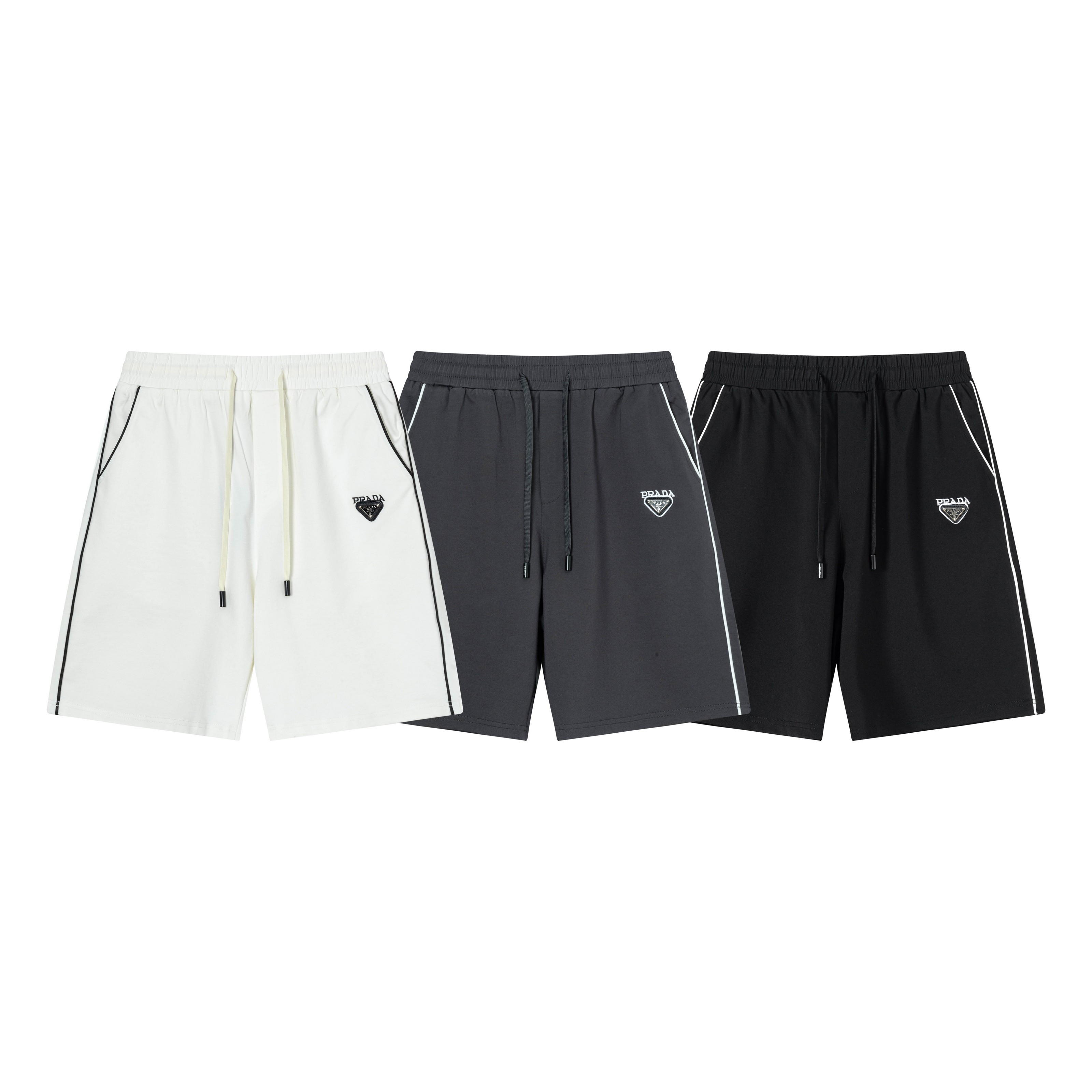 【PRADA  公式旗艦店】プラダ ショートパンツご好評に付き再入荷！250226