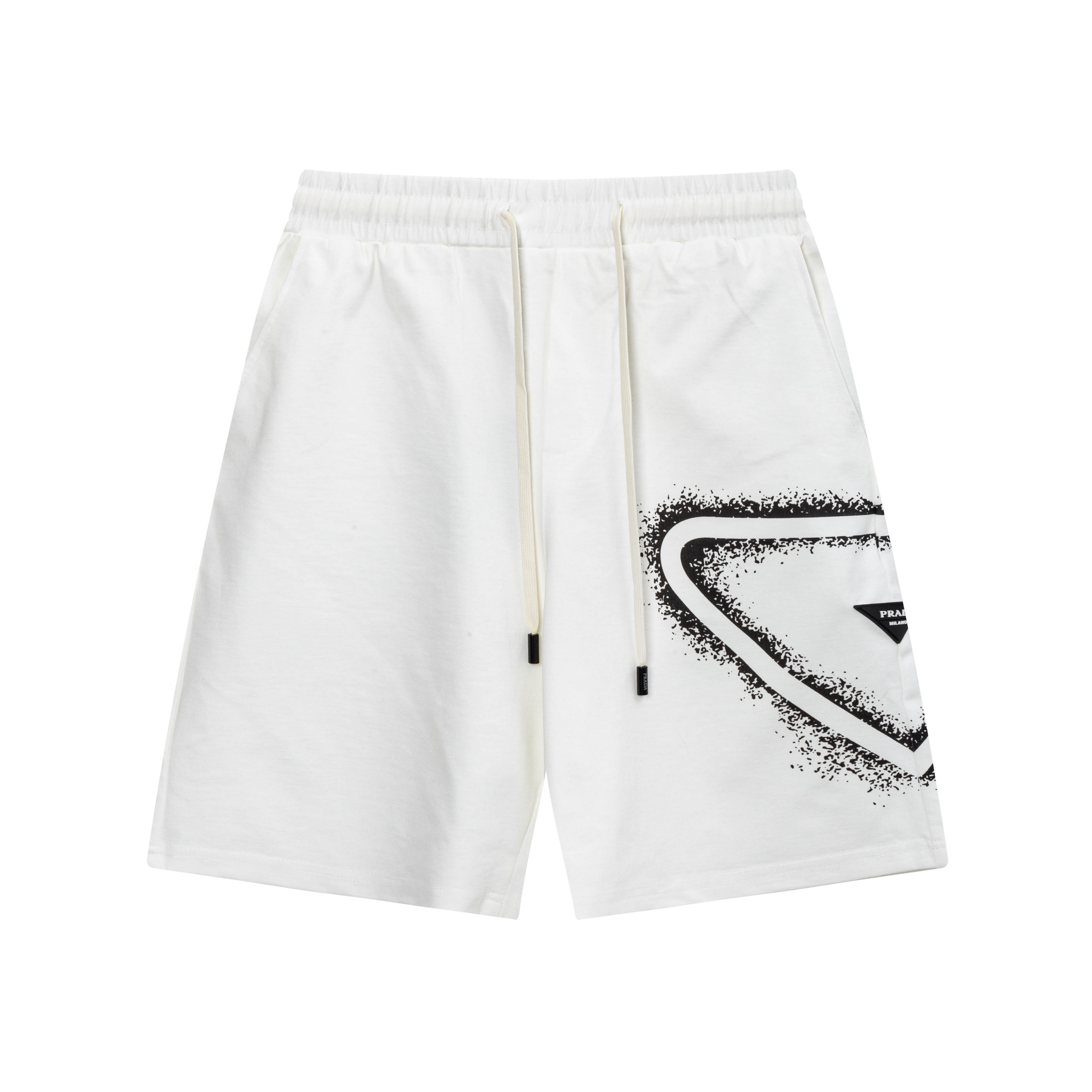 【PRADA  公式旗艦店】プラダ ショートパンツご好評に付き再入荷！250227