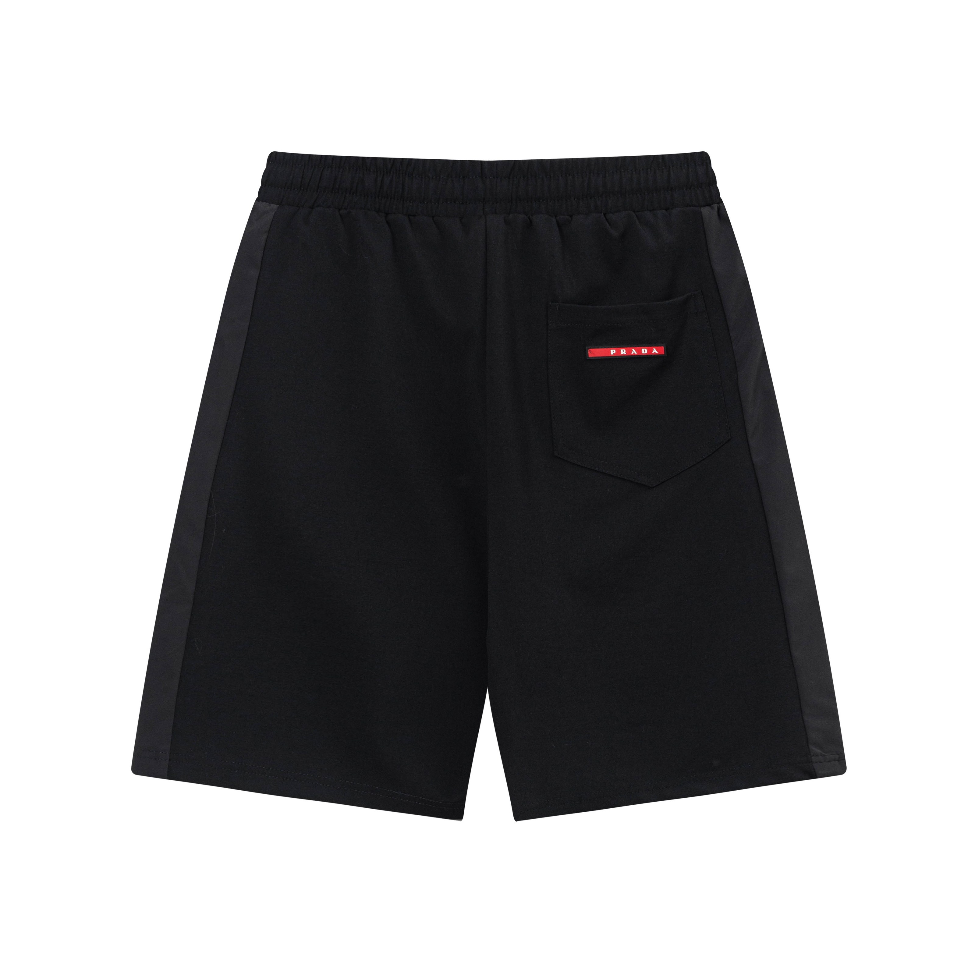 【PRADA  公式旗艦店】プラダ ショートパンツご好評に付き再入荷！250227