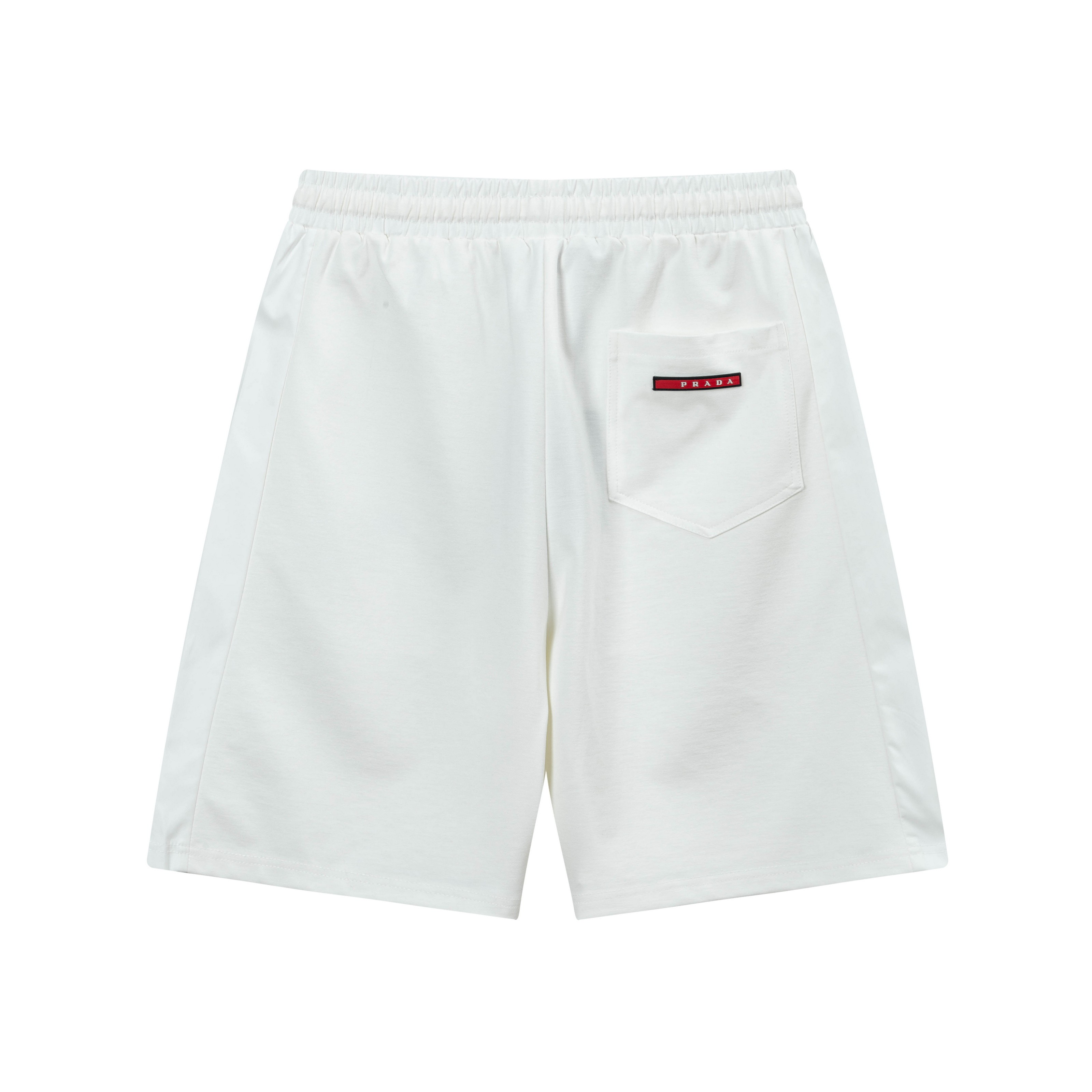 【PRADA  公式旗艦店】プラダ ショートパンツご好評に付き再入荷！250227