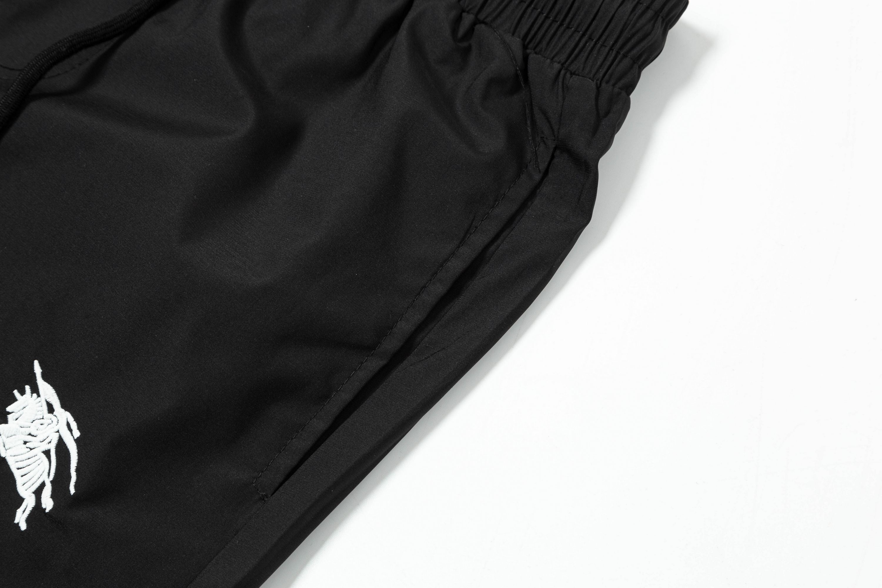 【BALENCIAGA  公式旗艦店】バレンシアガ   ショートパンツご好評に付き再入荷！250227