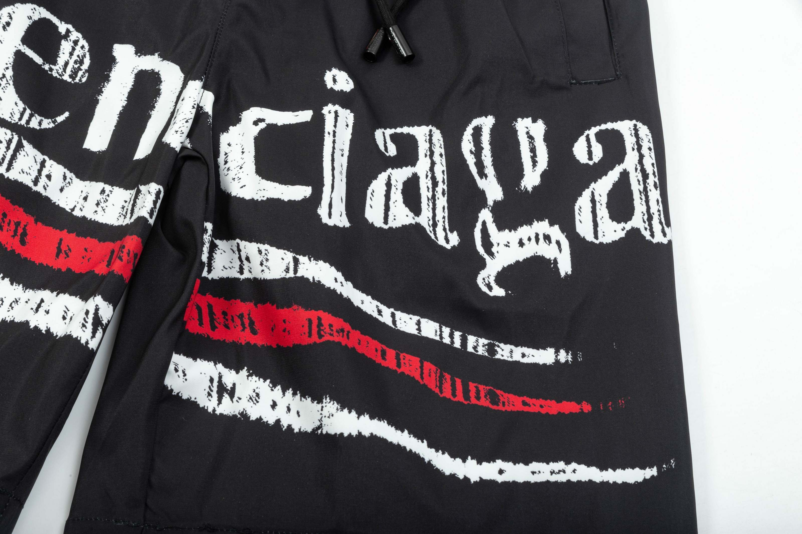 【BALENCIAGA  公式旗艦店】バレンシアガ   ショートパンツご好評に付き再入荷！250227