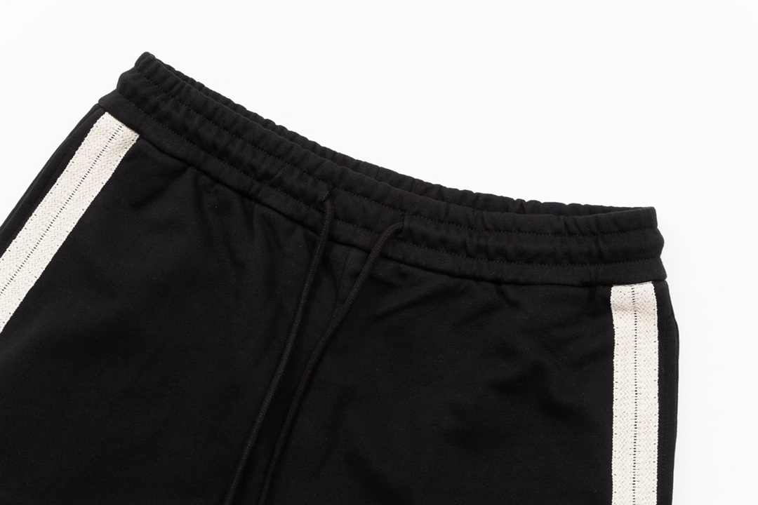 【LOEWE  公式旗艦店】ロエベ  ショートパンツご好評に付き再入荷！250227