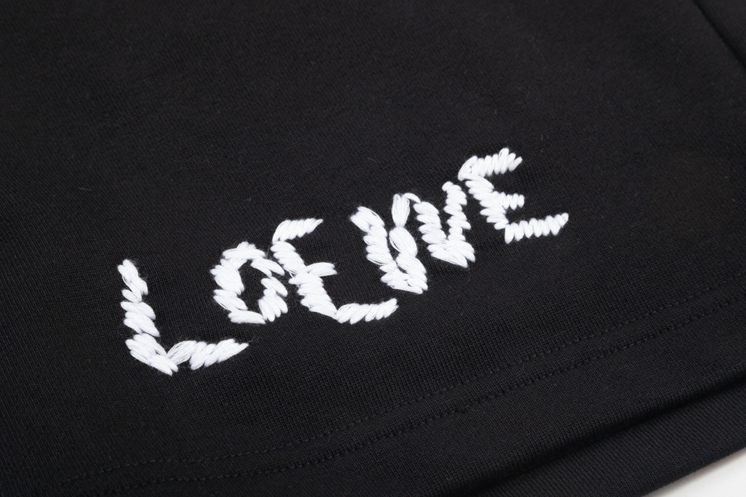 【LOEWE  公式旗艦店】ロエベ  ショートパンツご好評に付き再入荷！250227