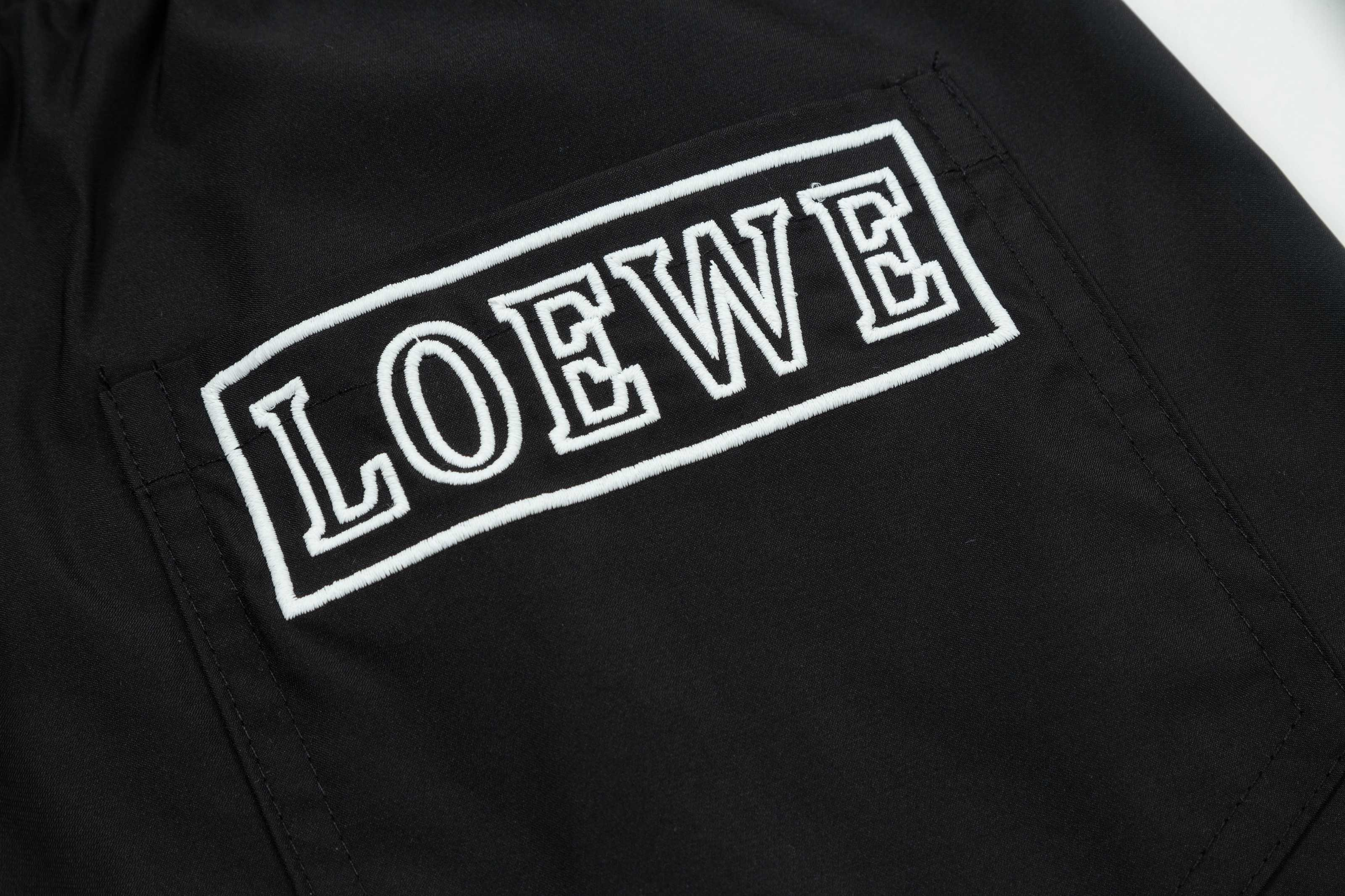 【LOEWE  公式旗艦店】ロエベ ショートパンツご好評に付き再入荷！250226