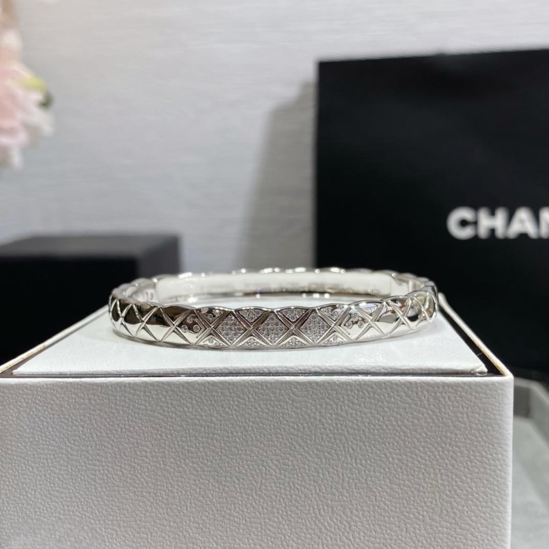 【CHANEL】  ブレスレット、ファッションシンプルなスタイル  250228