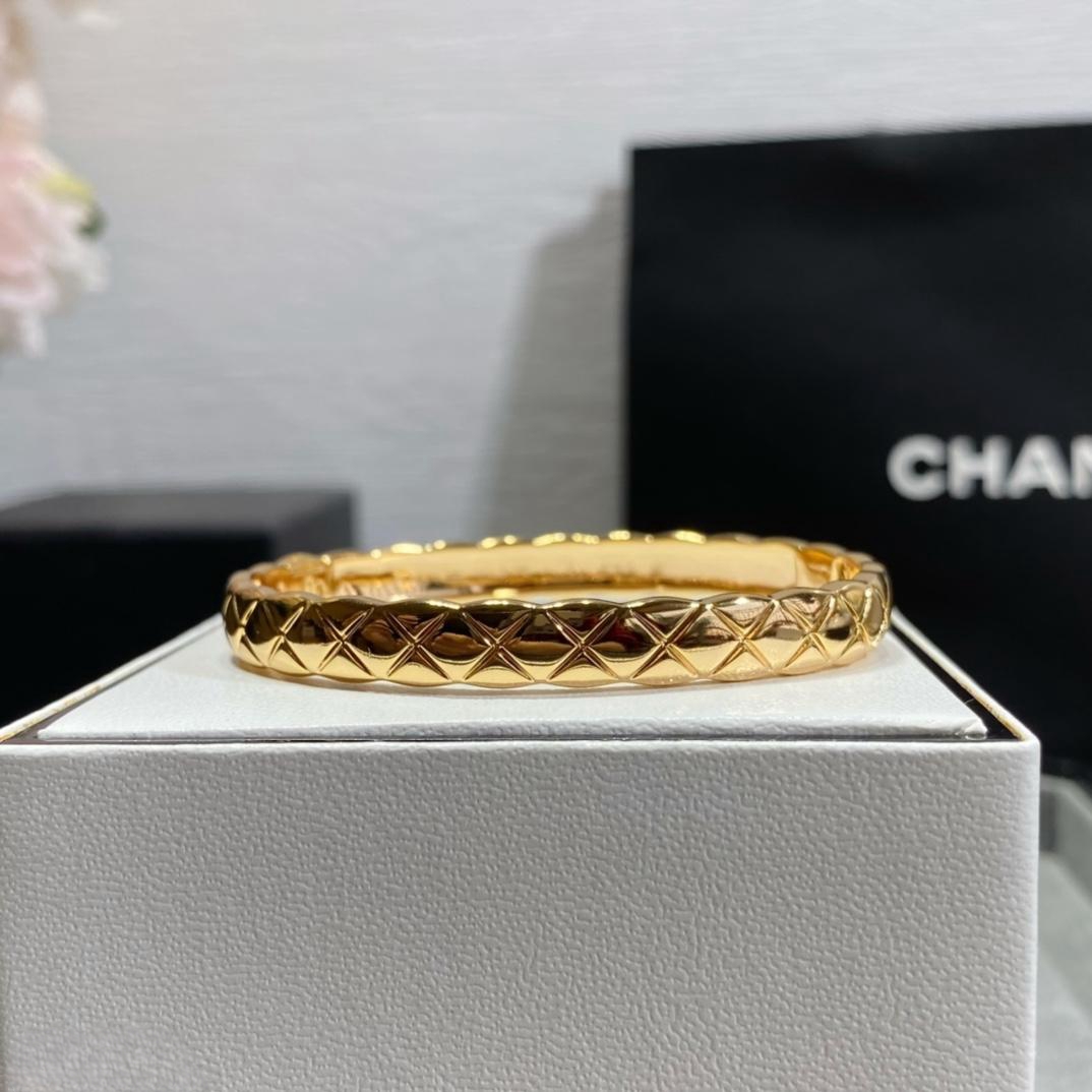 【CHANEL】  ブレスレット、ファッションシンプルなスタイル  250228