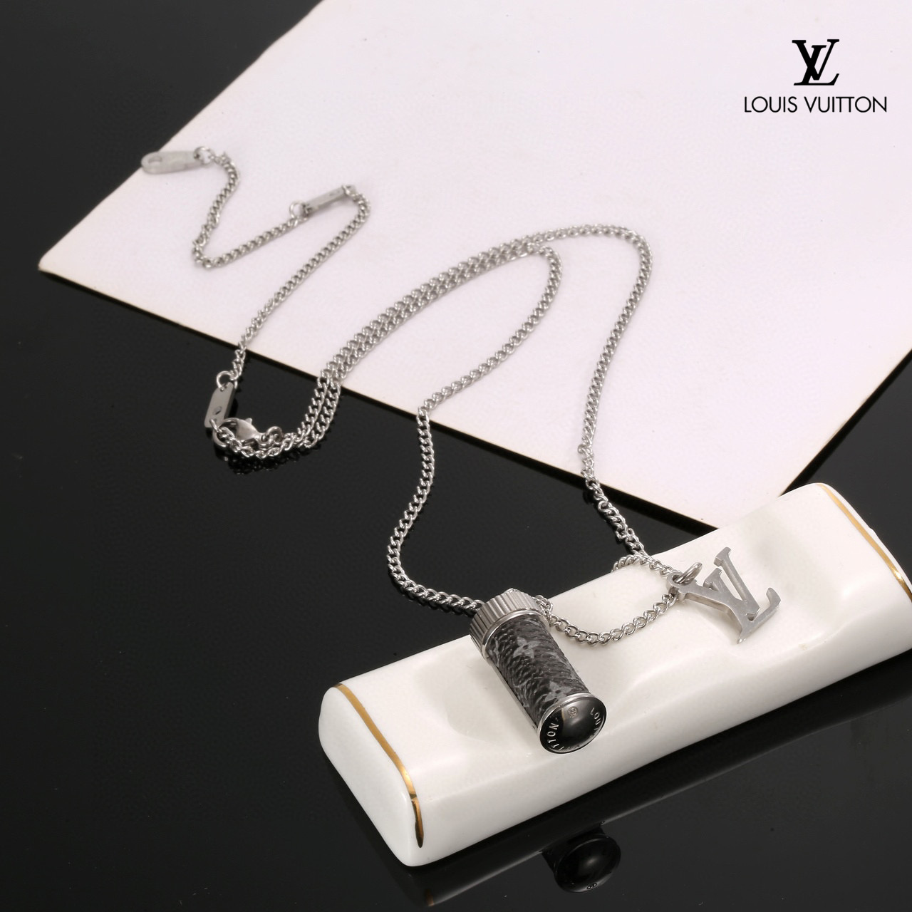 LV【LOUIS VUITTON】ネックレス、新しいネックレス万能シンプルファッションオーナメント 250301