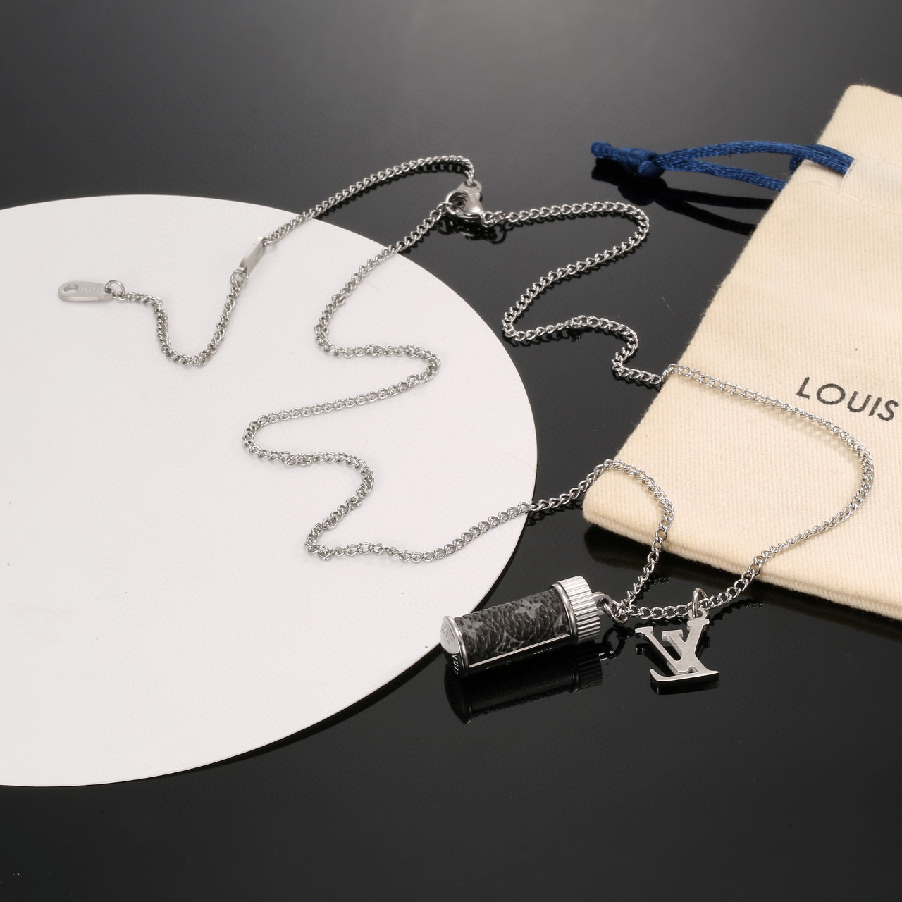 LV【LOUIS VUITTON】ネックレス、新しいネックレス万能シンプルファッションオーナメント 250301