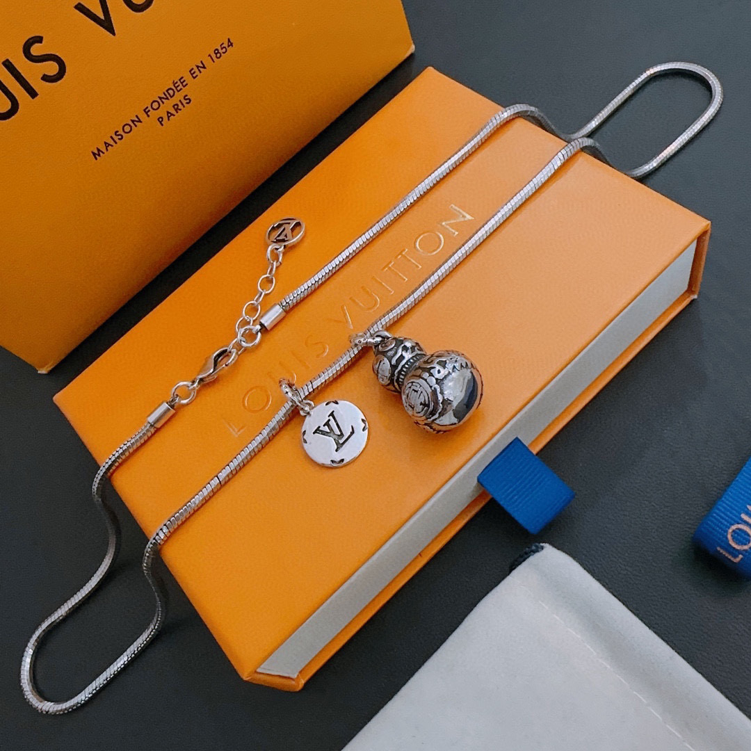 LV【LOUIS VUITTON】ネックレス、新しいネックレス万能シンプルファッションオーナメント 250301
