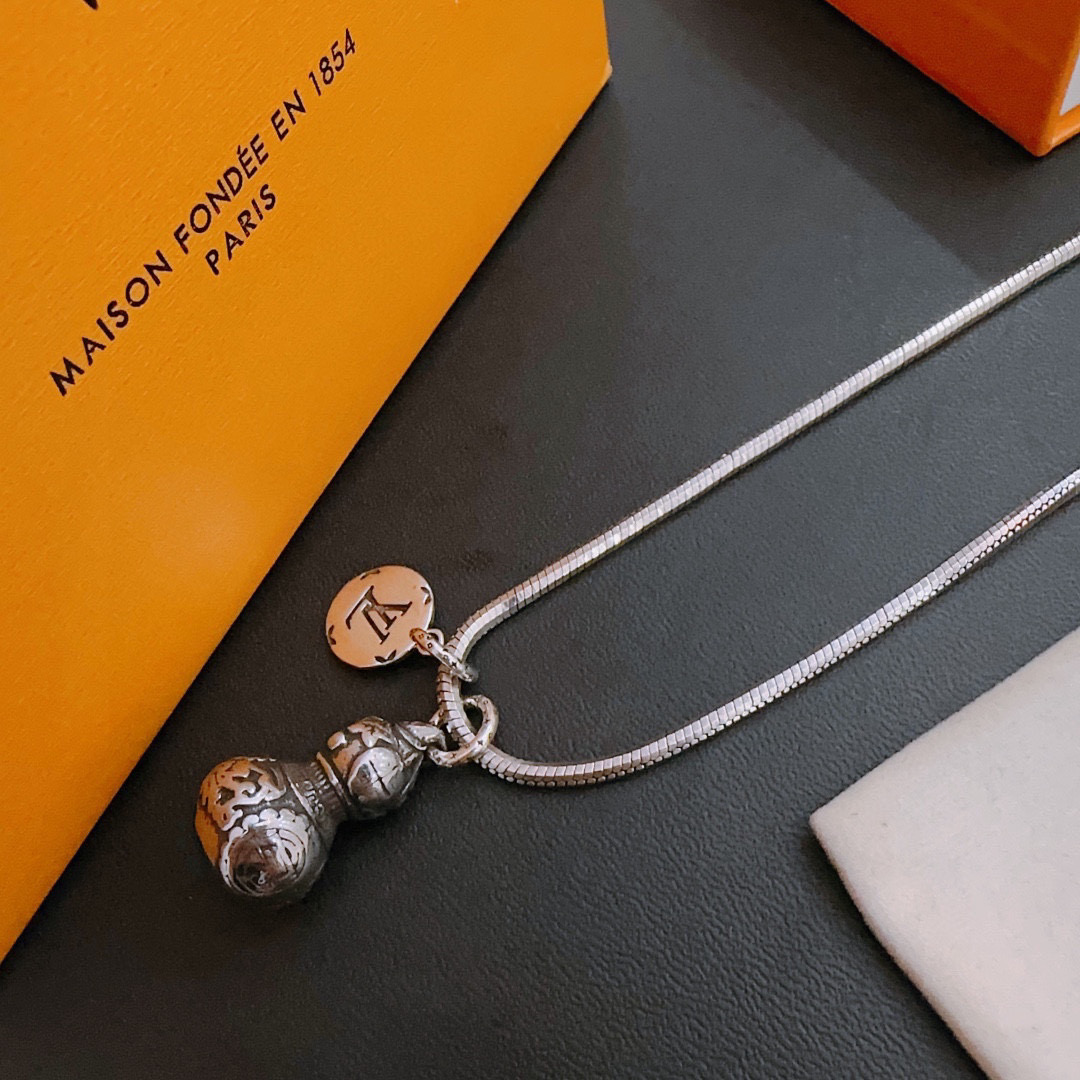 LV【LOUIS VUITTON】ネックレス、新しいネックレス万能シンプルファッションオーナメント 250301