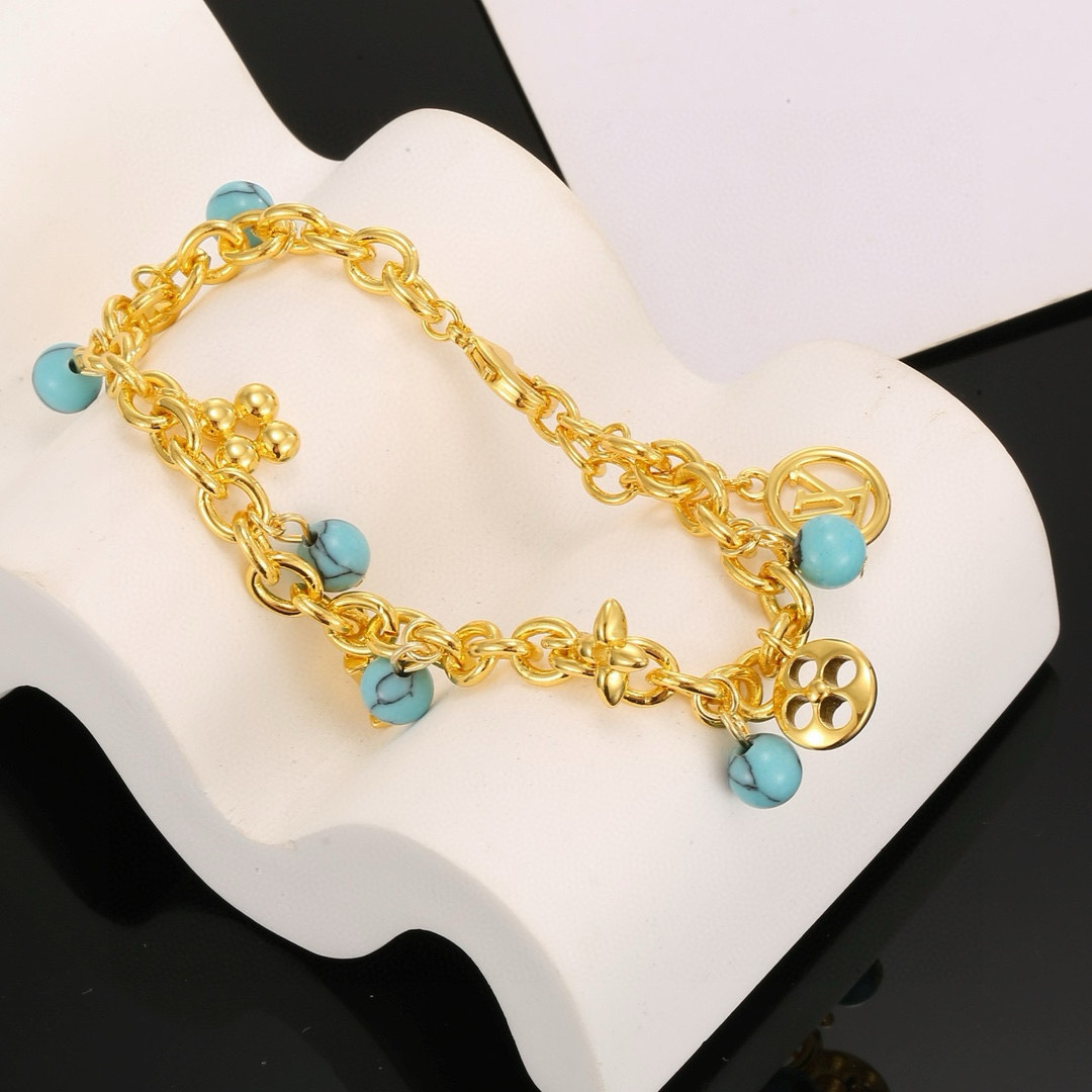 LV  LOUIS VUITTON（ルイヴィトン）チェーンブレスレット